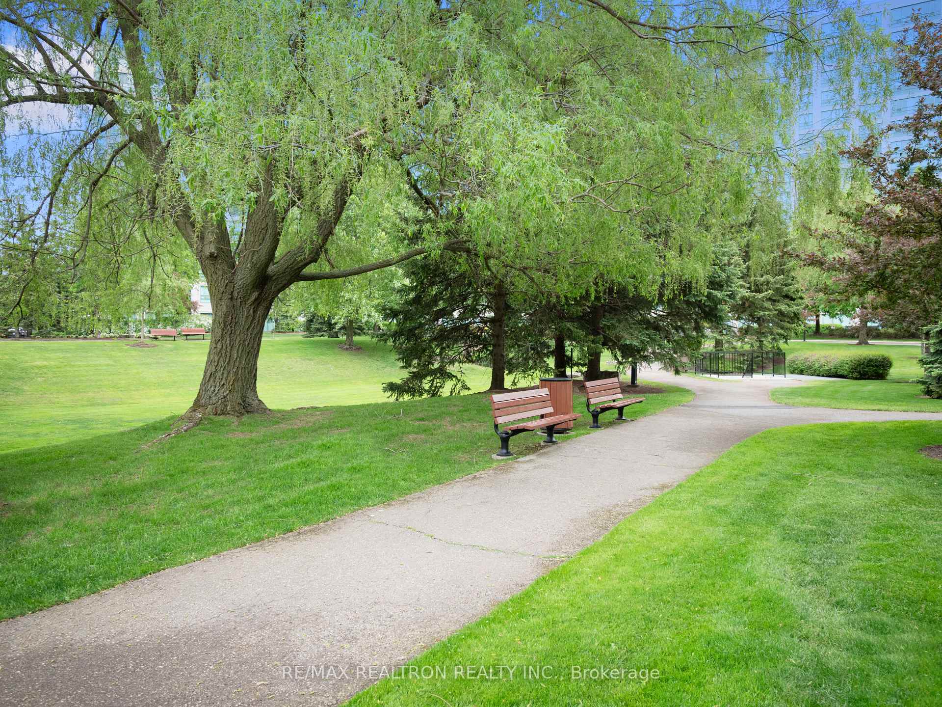Photo 34 of Unit 204, 7805 Bayview Avenue, Markham, Aileen-Willowbrook — HOMEH