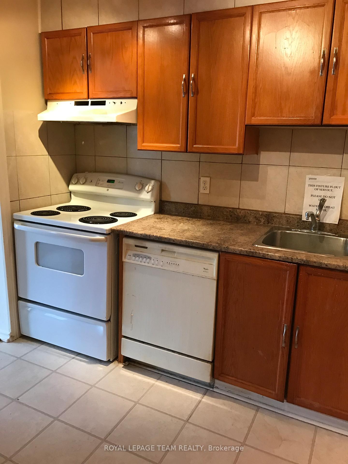 Photo 6 of Unit D, 3072 Councillor's Way, Ottawa, Blossom Park/Leitrim — HOMEH