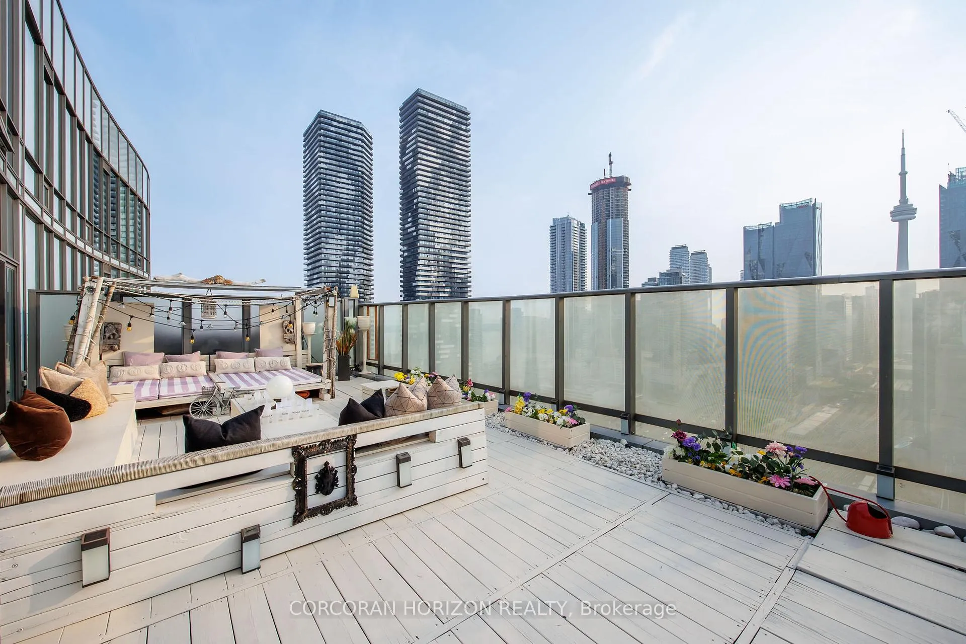 Photo 14 of Unit PH3301, 1 Market Street, Toronto, Waterfront Communities — HOMEH