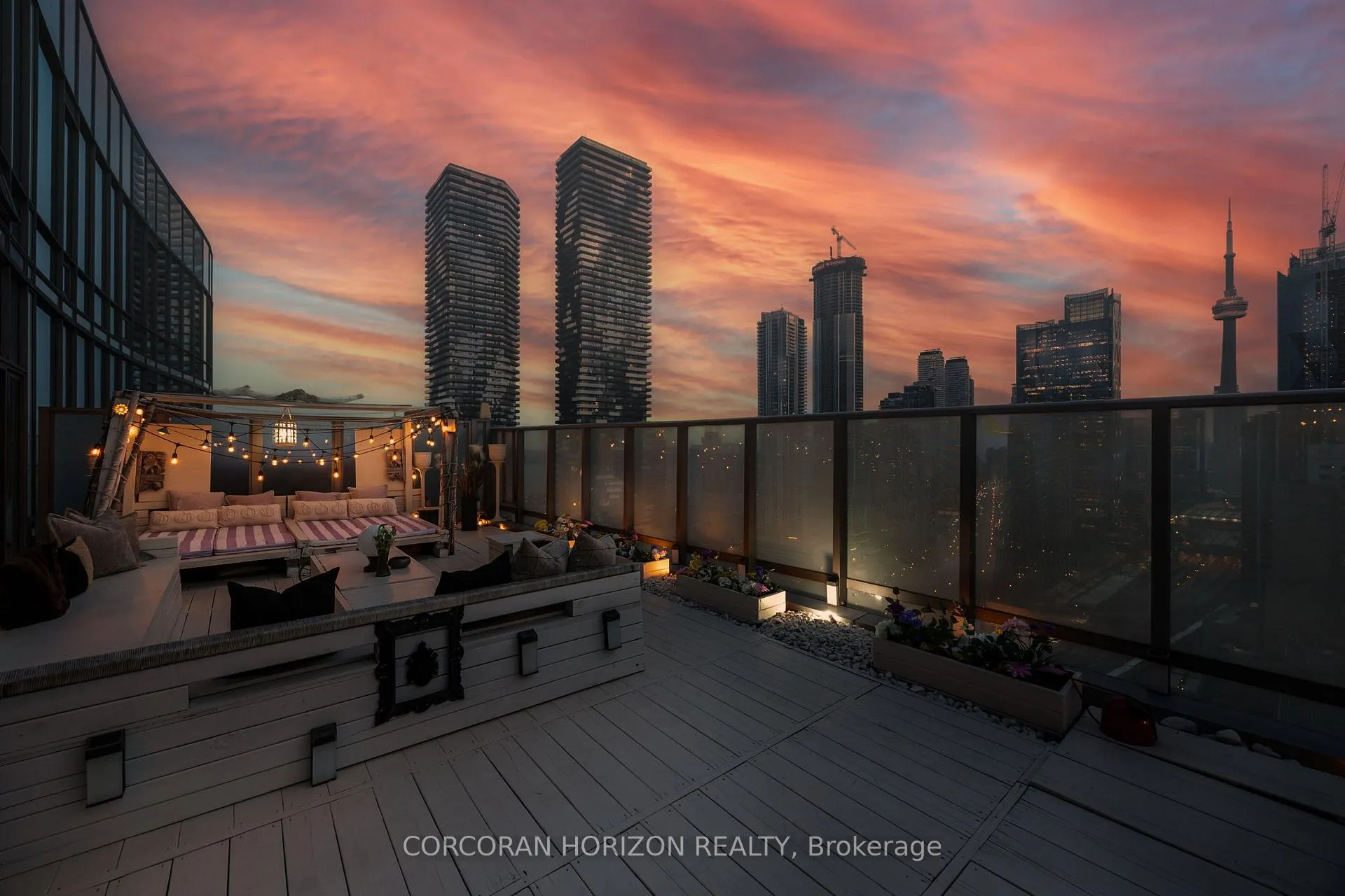 Photo 21 of Unit PH3301, 1 Market Street, Toronto, Waterfront Communities — HOMEH
