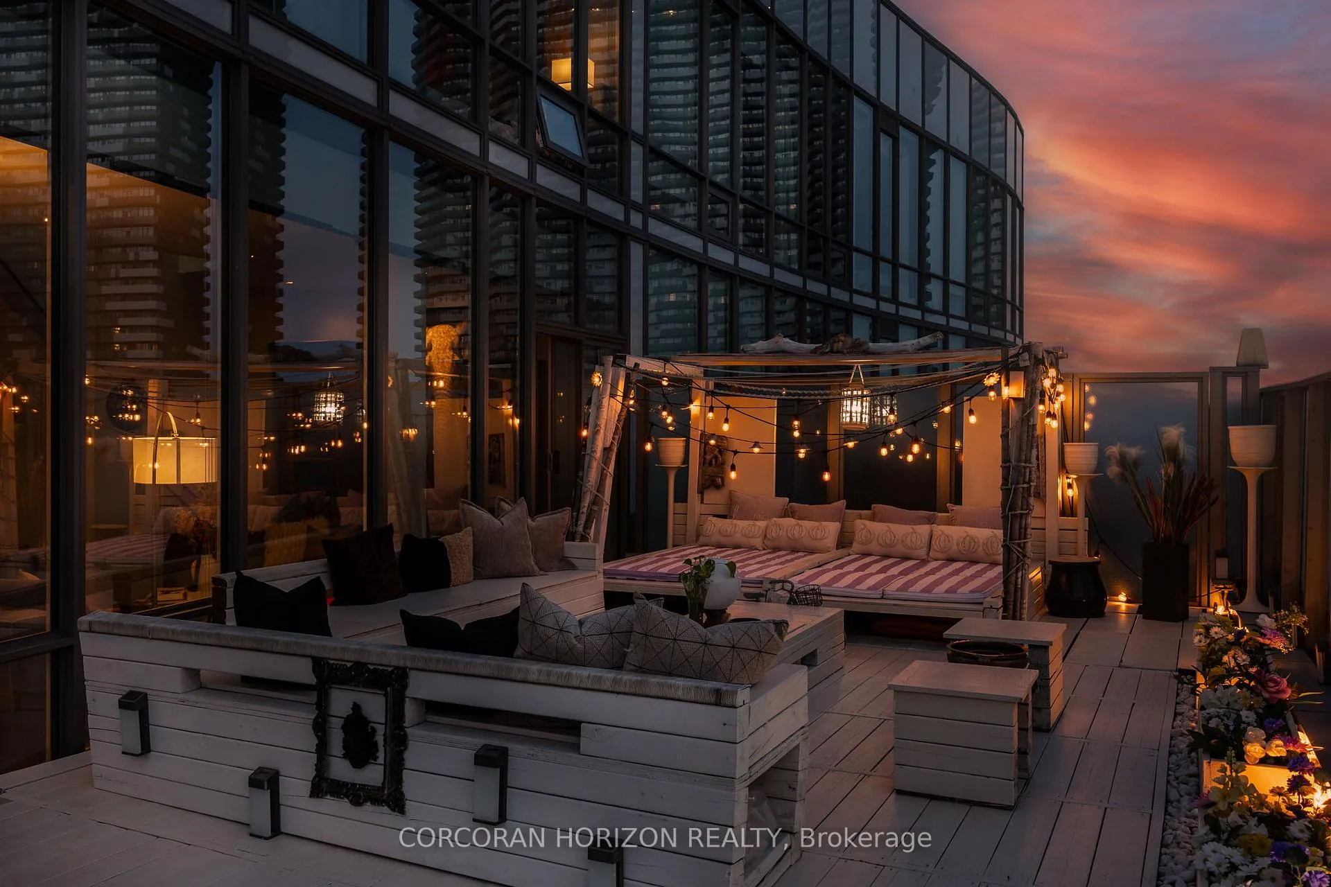 Photo 23 of Unit PH3301, 1 Market Street, Toronto, Waterfront Communities — HOMEH