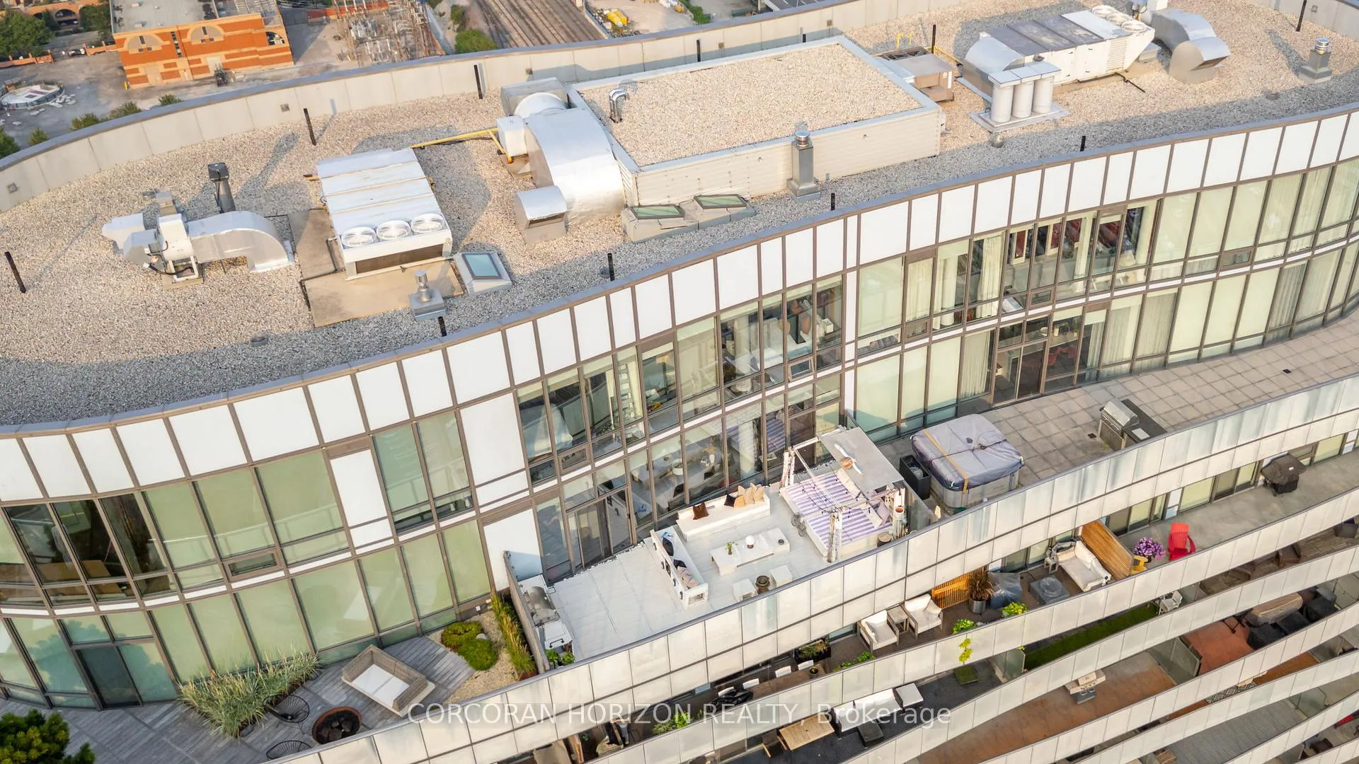 Photo 26 of Unit PH3301, 1 Market Street, Toronto, Waterfront Communities — HOMEH