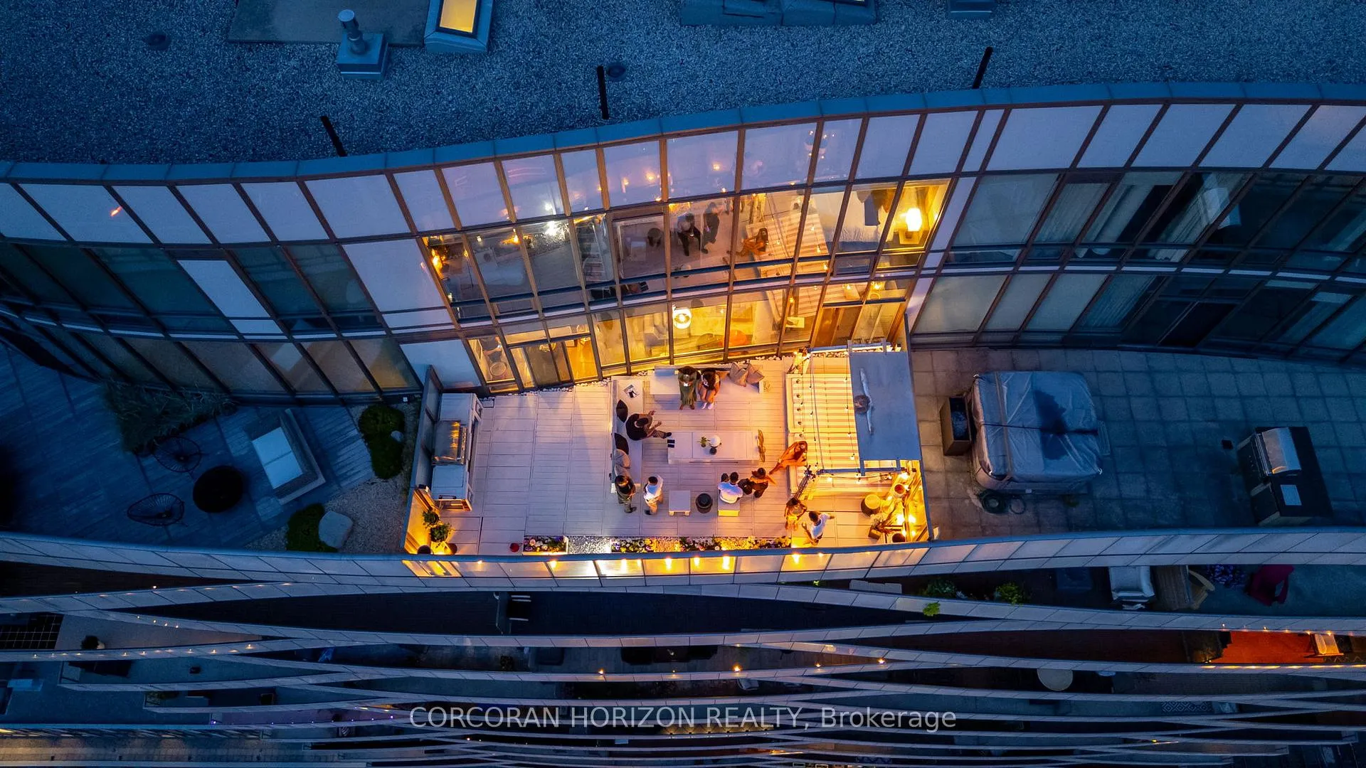 Photo 27 of Unit PH3301, 1 Market Street, Toronto, Waterfront Communities — HOMEH