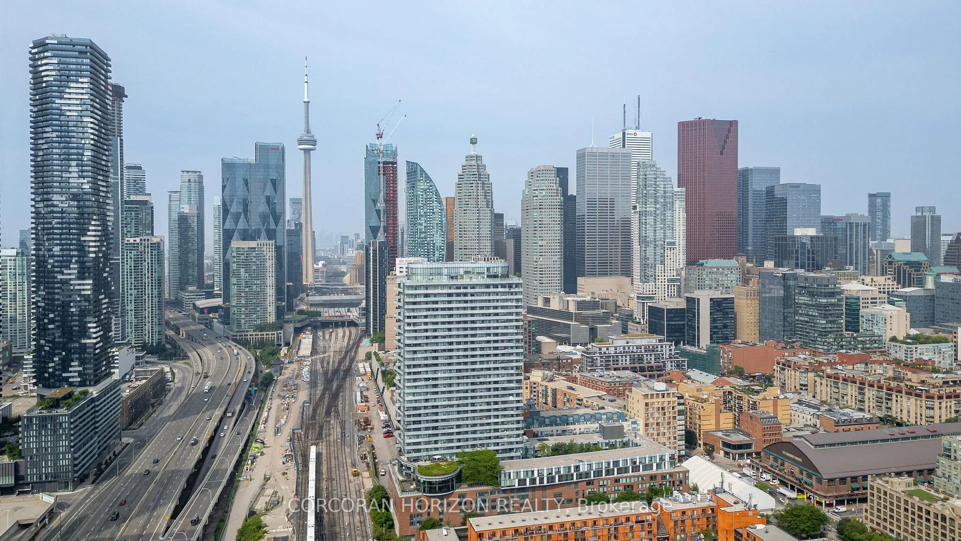 Photo 30 of Unit PH3301, 1 Market Street, Toronto, Waterfront Communities — HOMEH