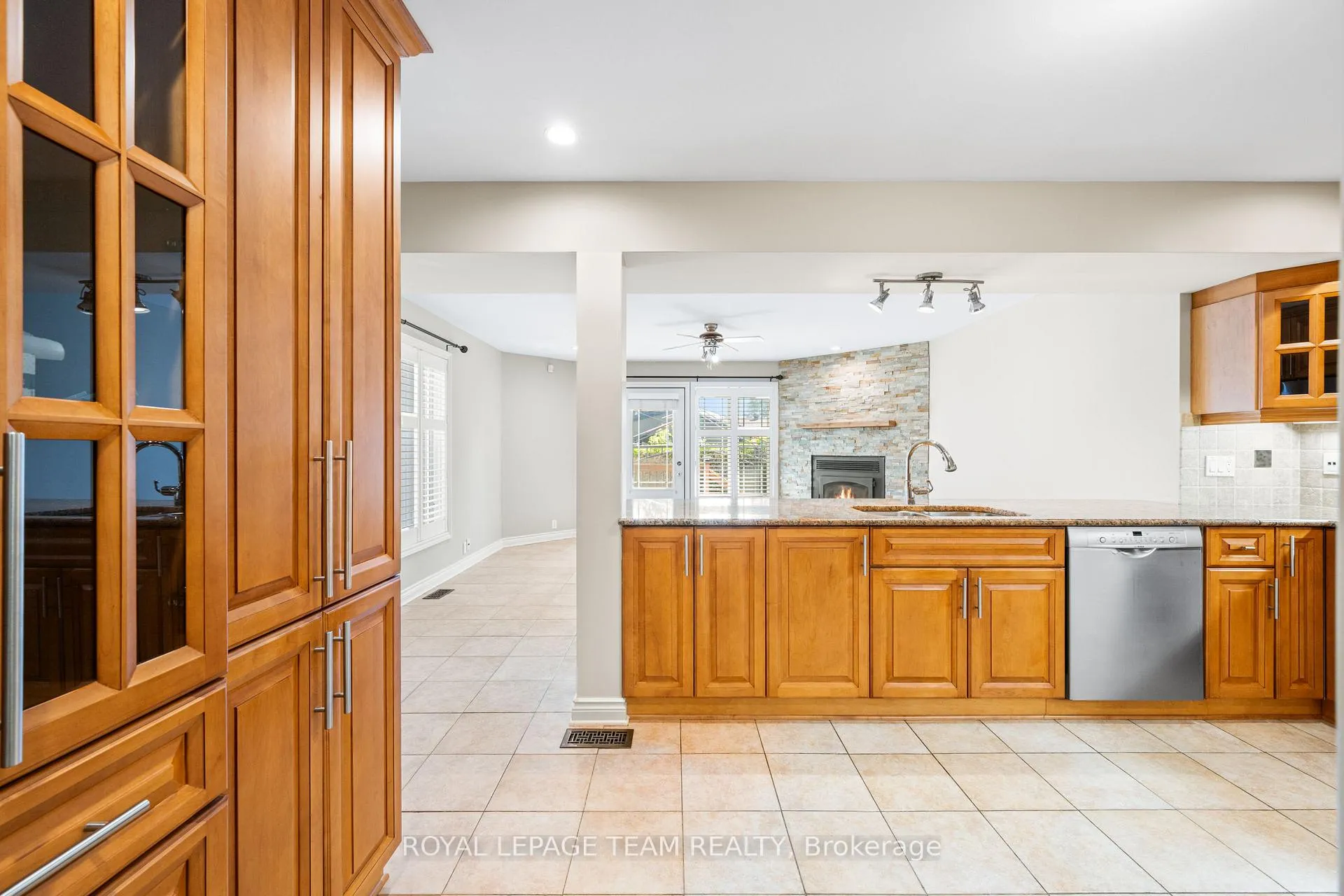 Photo 22 of 3 Millbrook Crescent, Ottawa, City View/Skyline/Fisher Heights/Parkwood Hills — HOMEH