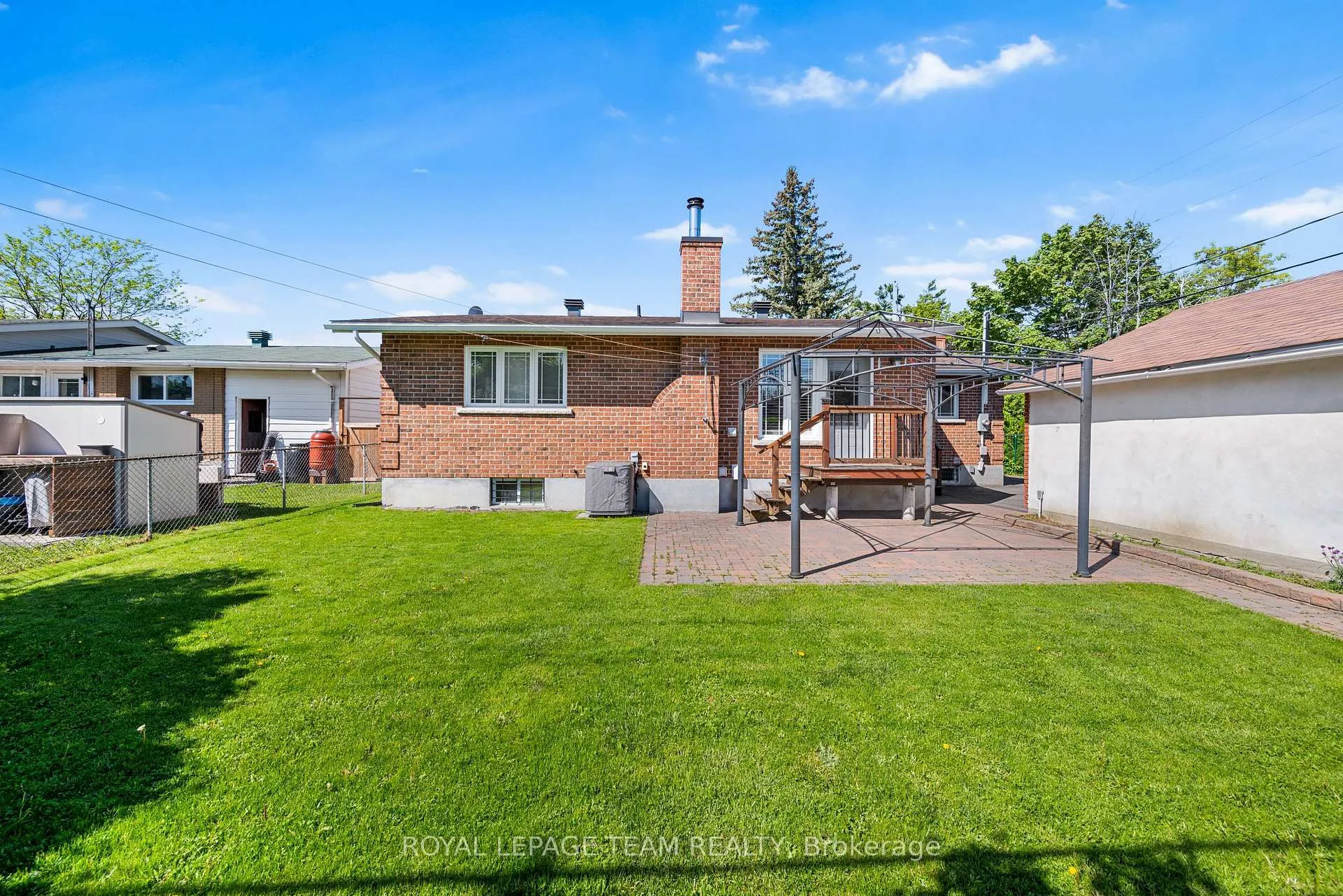 Photo 45 of 3 Millbrook Crescent, Ottawa, City View/Skyline/Fisher Heights/Parkwood Hills — HOMEH