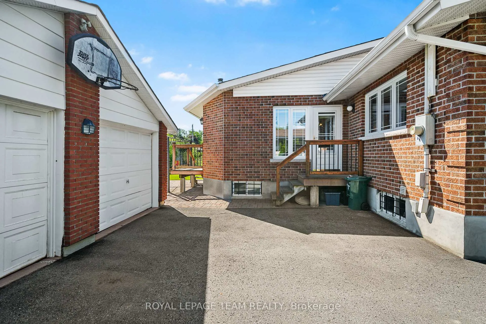 Photo 48 of 3 Millbrook Crescent, Ottawa, City View/Skyline/Fisher Heights/Parkwood Hills — HOMEH