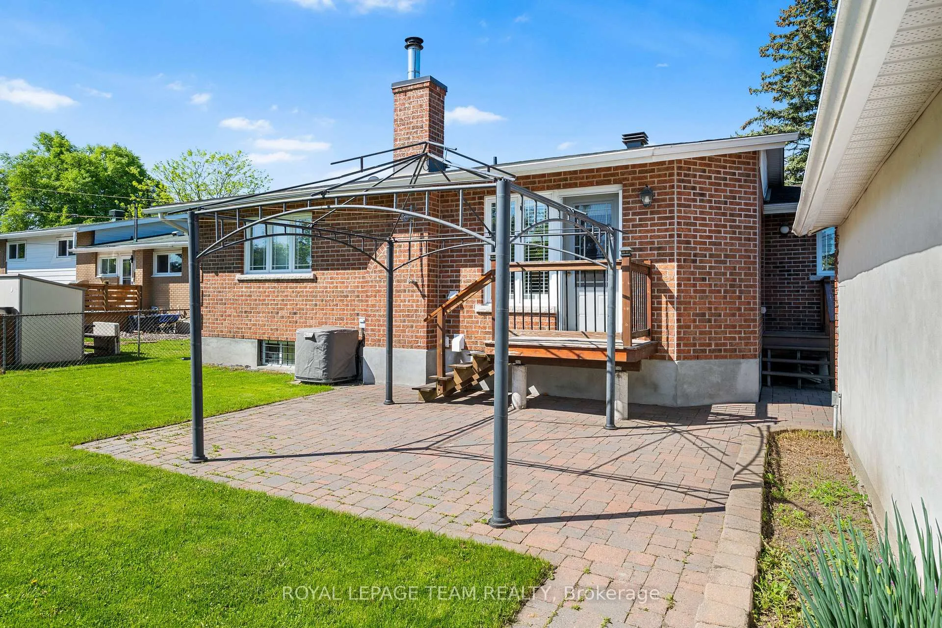 Photo 49 of 3 Millbrook Crescent, Ottawa, City View/Skyline/Fisher Heights/Parkwood Hills — HOMEH