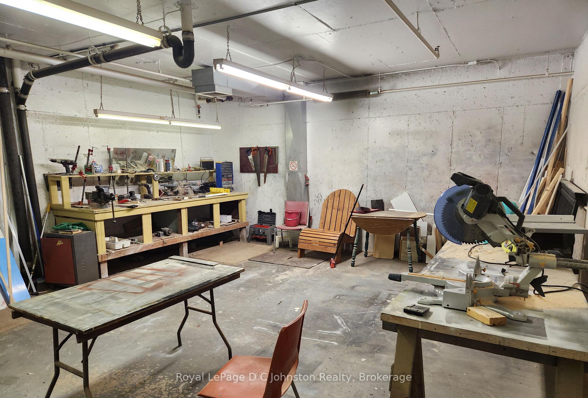 Photo 31 of Unit 806, 225 Harvard Place, Waterloo — HOMEH