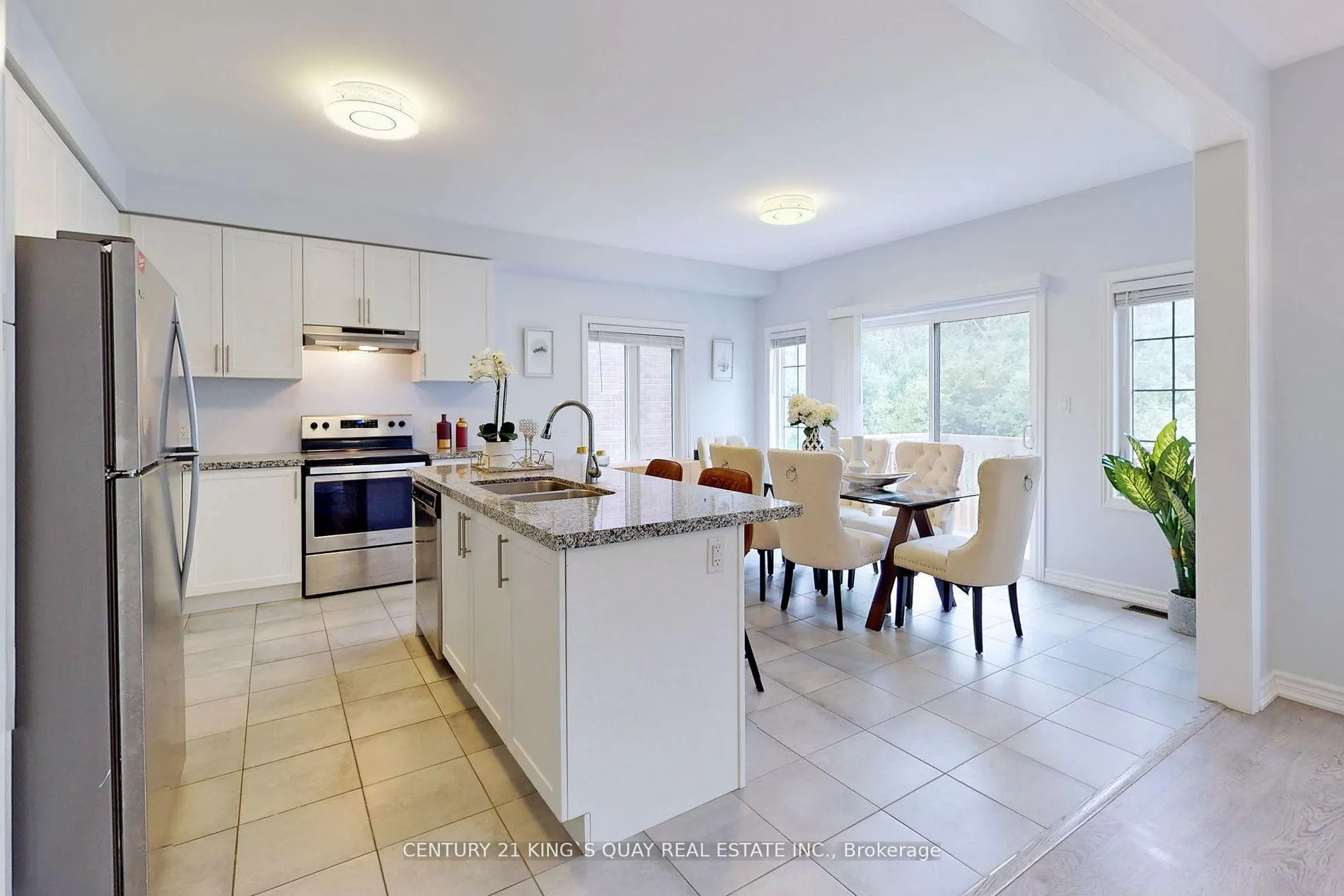Photo 6 of 51 Crombie Street, Clarington, Bowmanville — HOMEH