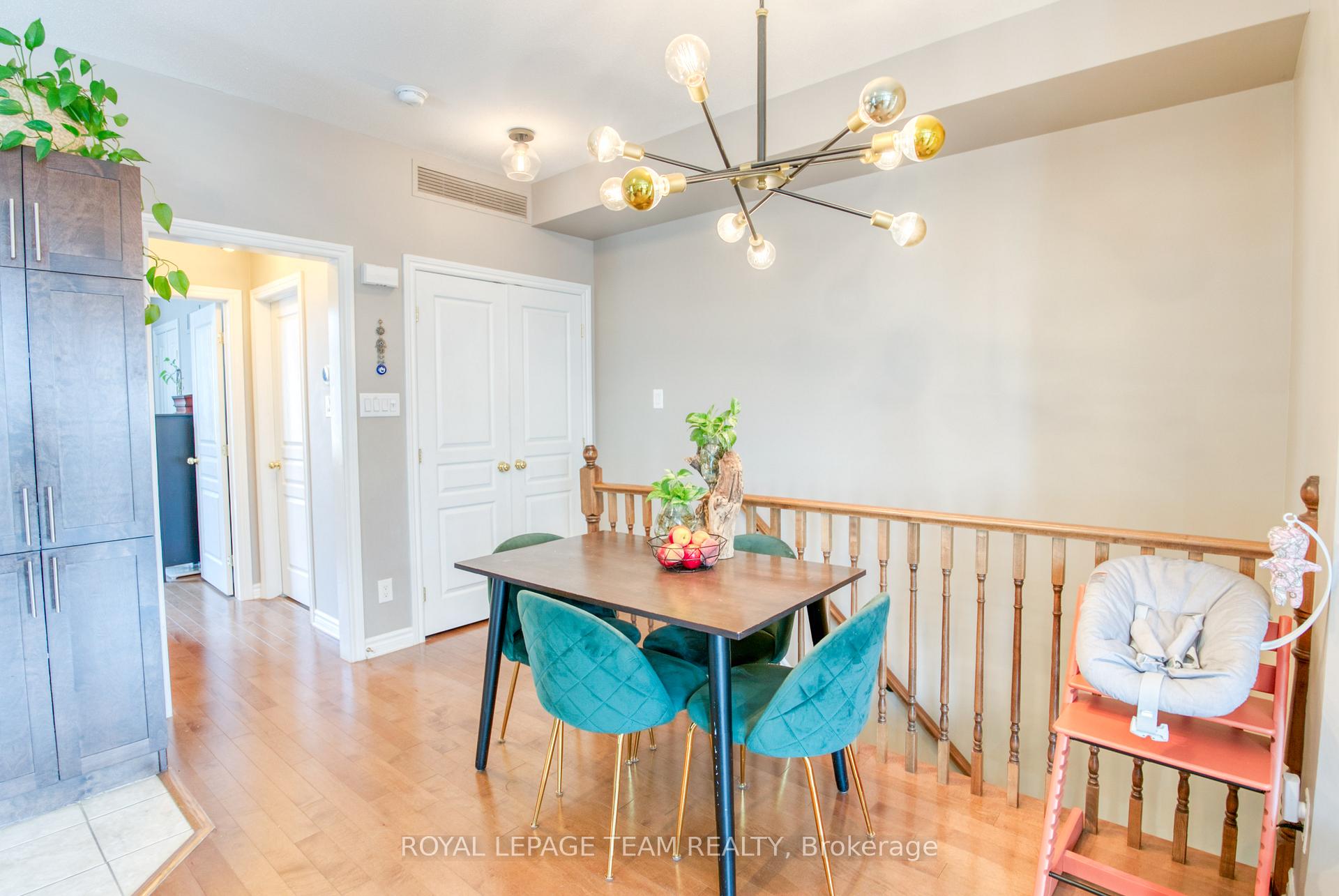 Photo 8 of 159 Eye Bright Crescent, Ottawa, Riverside South/Gloucester Glen — HOMEH