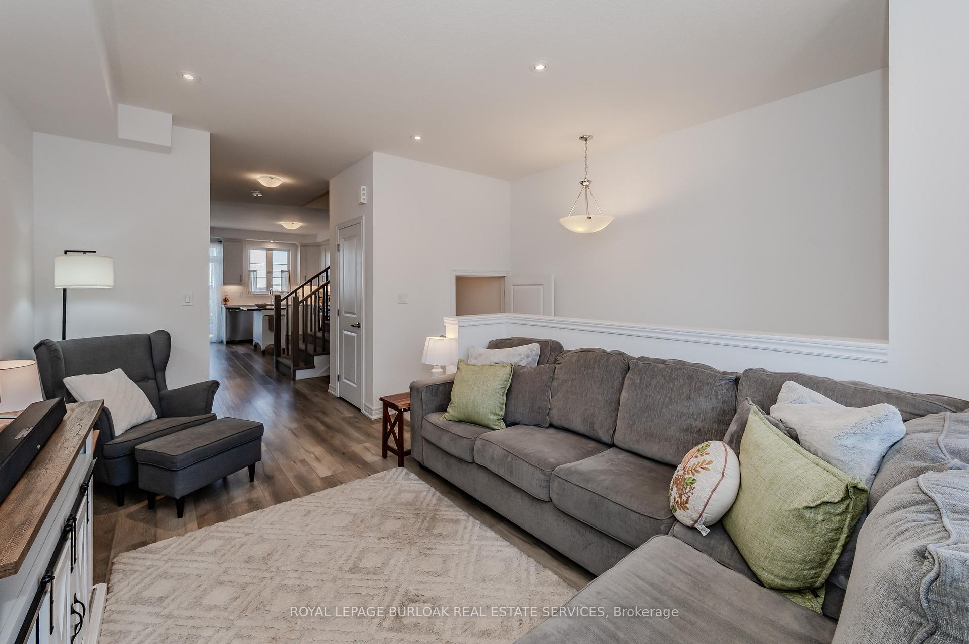 Photo 9 of Unit 37, 120 Court Drive, Brant, Paris — HOMEH