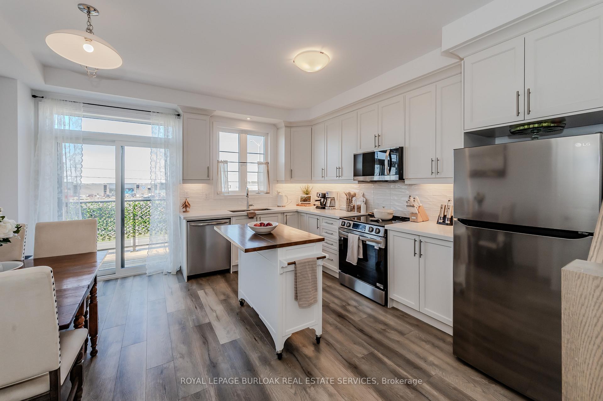 Photo 12 of Unit 37, 120 Court Drive, Brant, Paris — HOMEH
