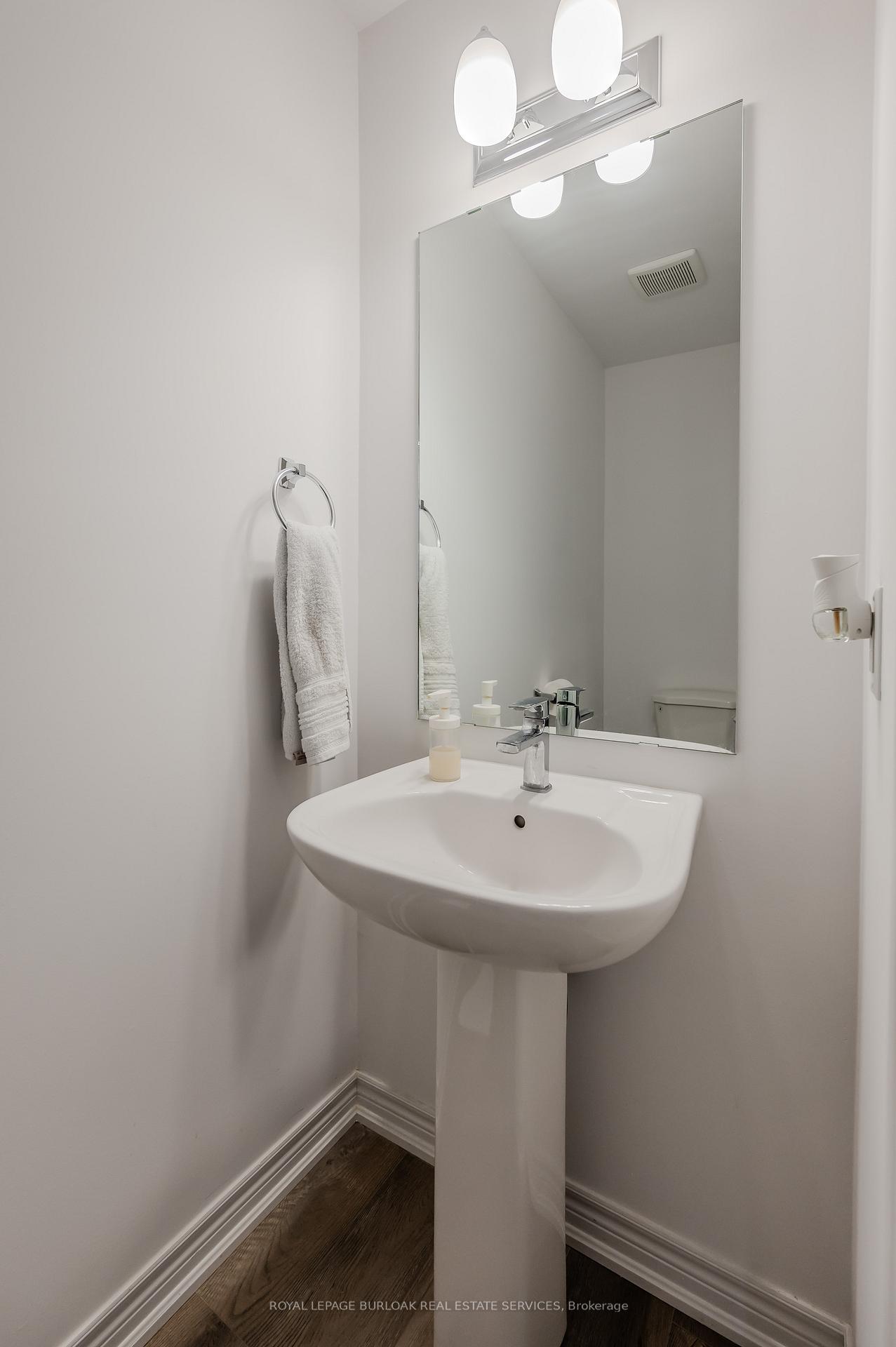 Photo 17 of Unit 37, 120 Court Drive, Brant, Paris — HOMEH