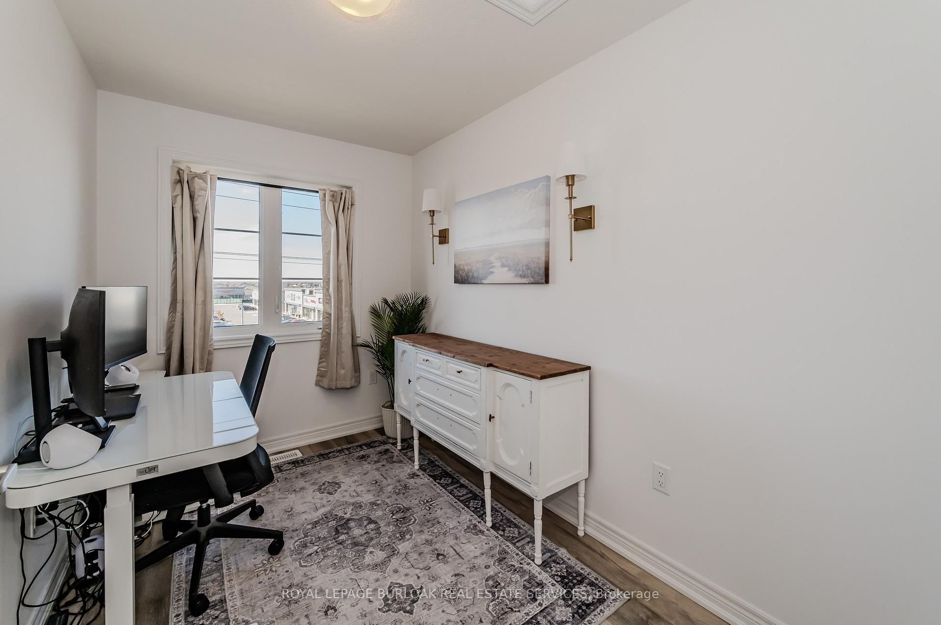 Photo 24 of Unit 37, 120 Court Drive, Brant, Paris — HOMEH