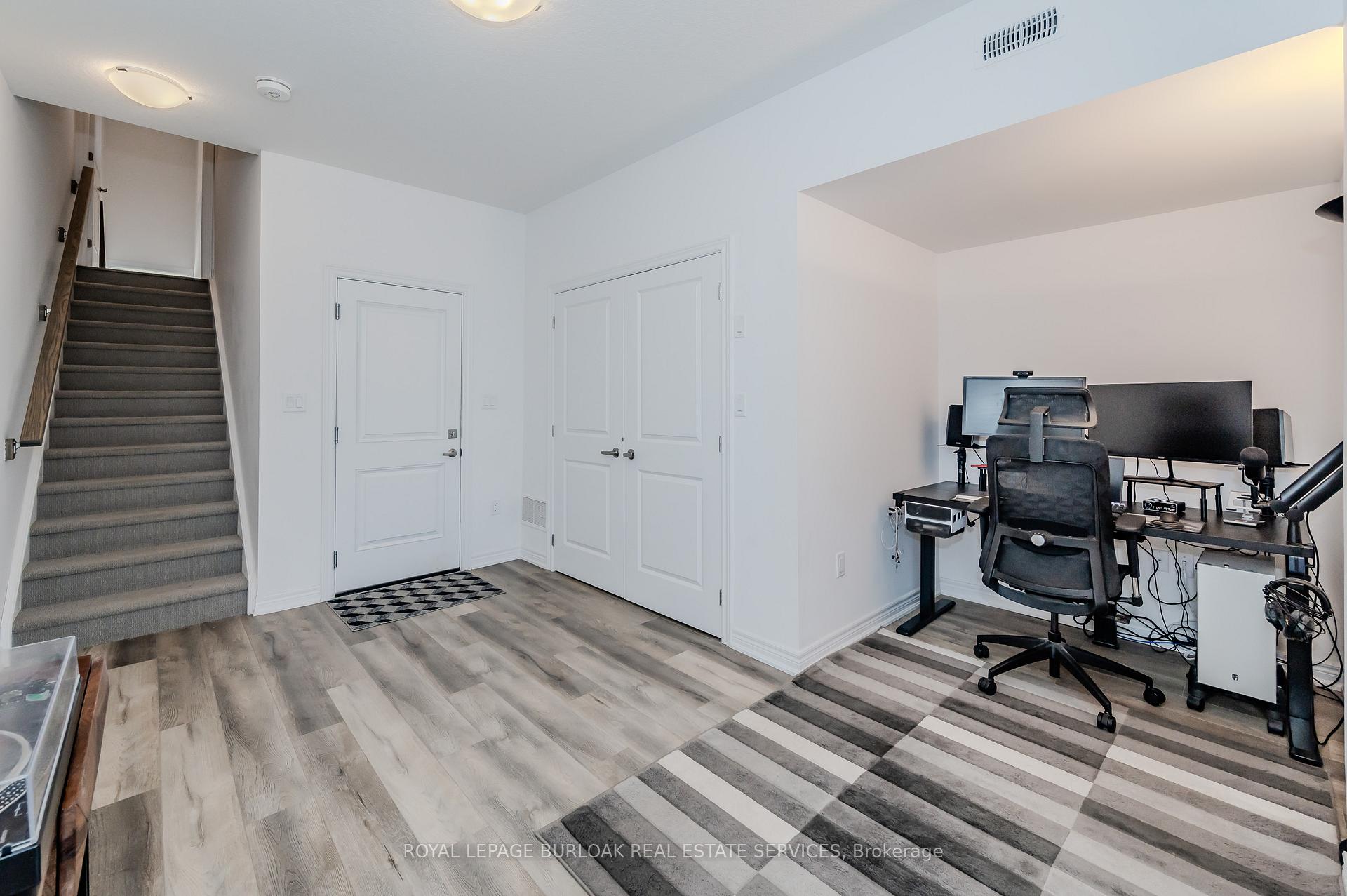 Photo 33 of Unit 37, 120 Court Drive, Brant, Paris — HOMEH