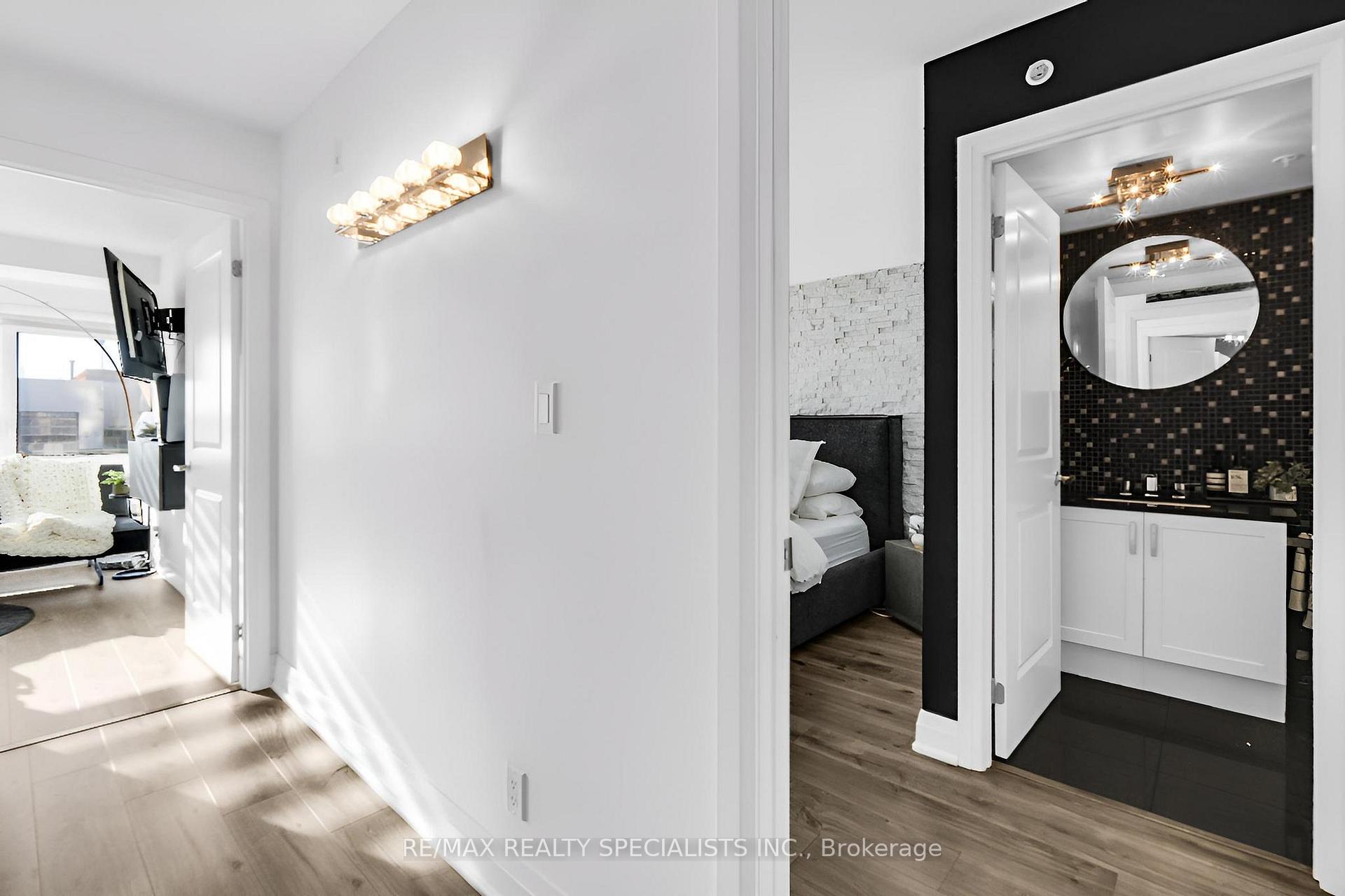 Photo 25 of Unit 105, 24 Woodstream Boulevard, Vaughan, Vaughan Grove — HOMEH