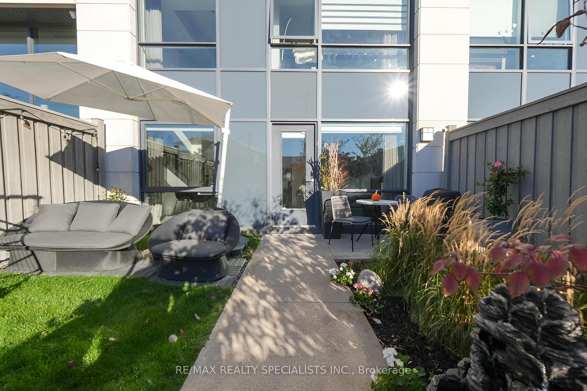 Photo 32 of Unit 105, 24 Woodstream Boulevard, Vaughan, Vaughan Grove — HOMEH