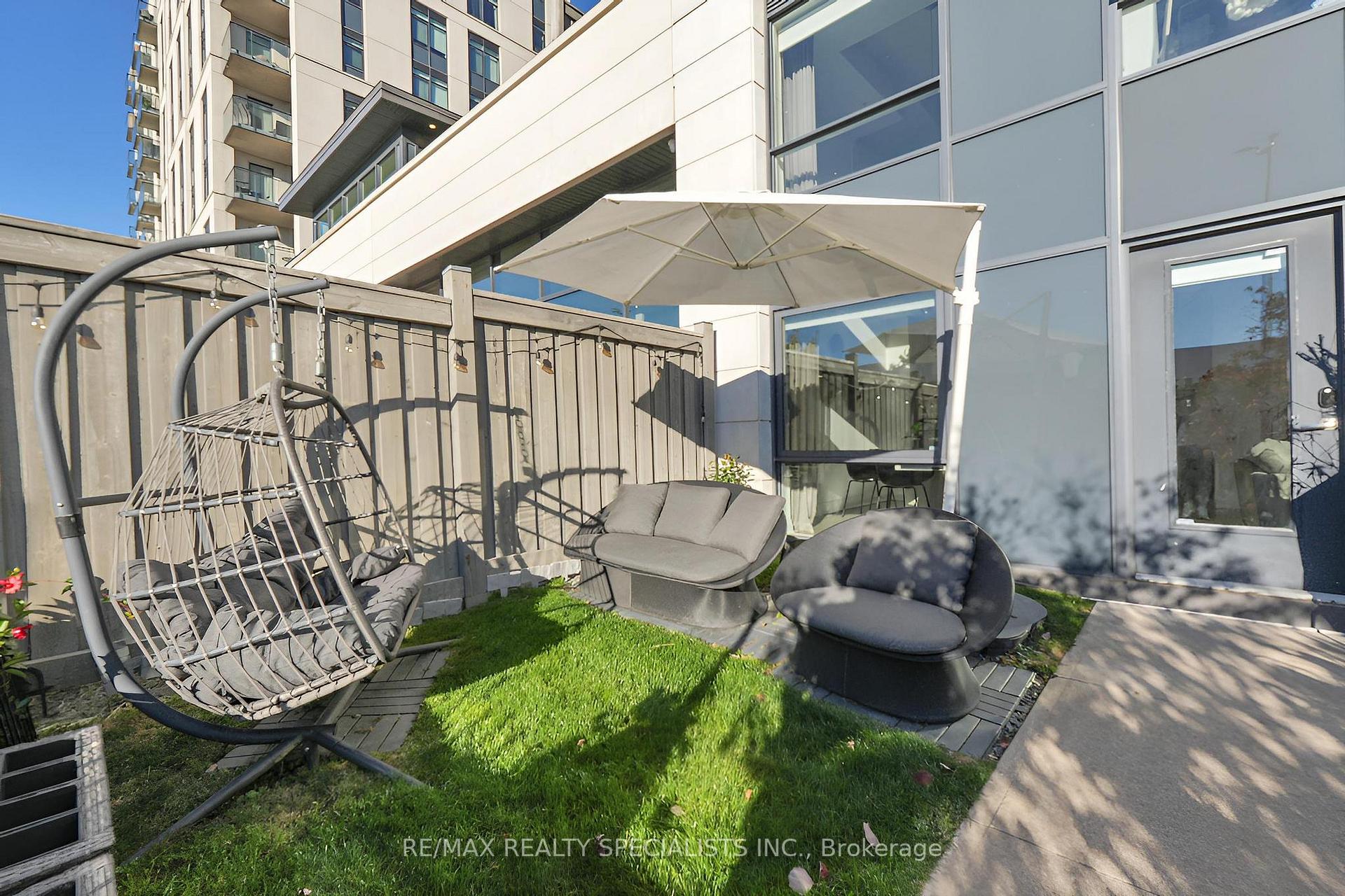 Photo 34 of Unit 105, 24 Woodstream Boulevard, Vaughan, Vaughan Grove — HOMEH