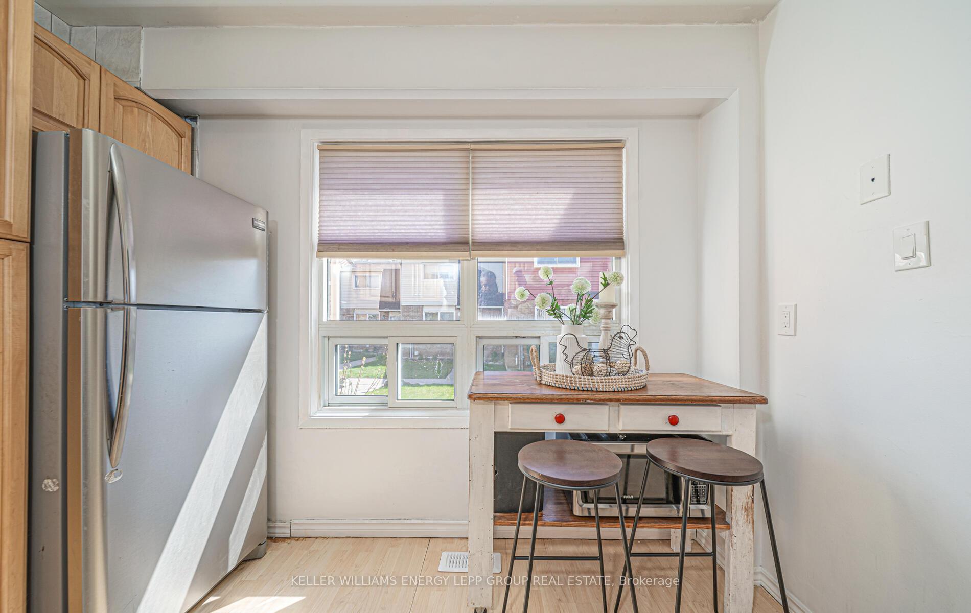 Photo 8 of Unit 23, 72 Martin Road, Clarington, Bowmanville — HOMEH