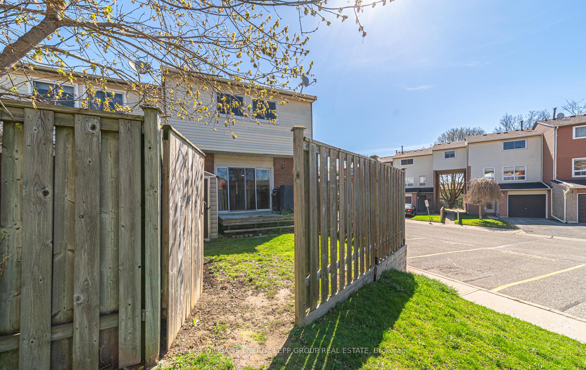 Photo 29 of Unit 23, 72 Martin Road, Clarington, Bowmanville — HOMEH