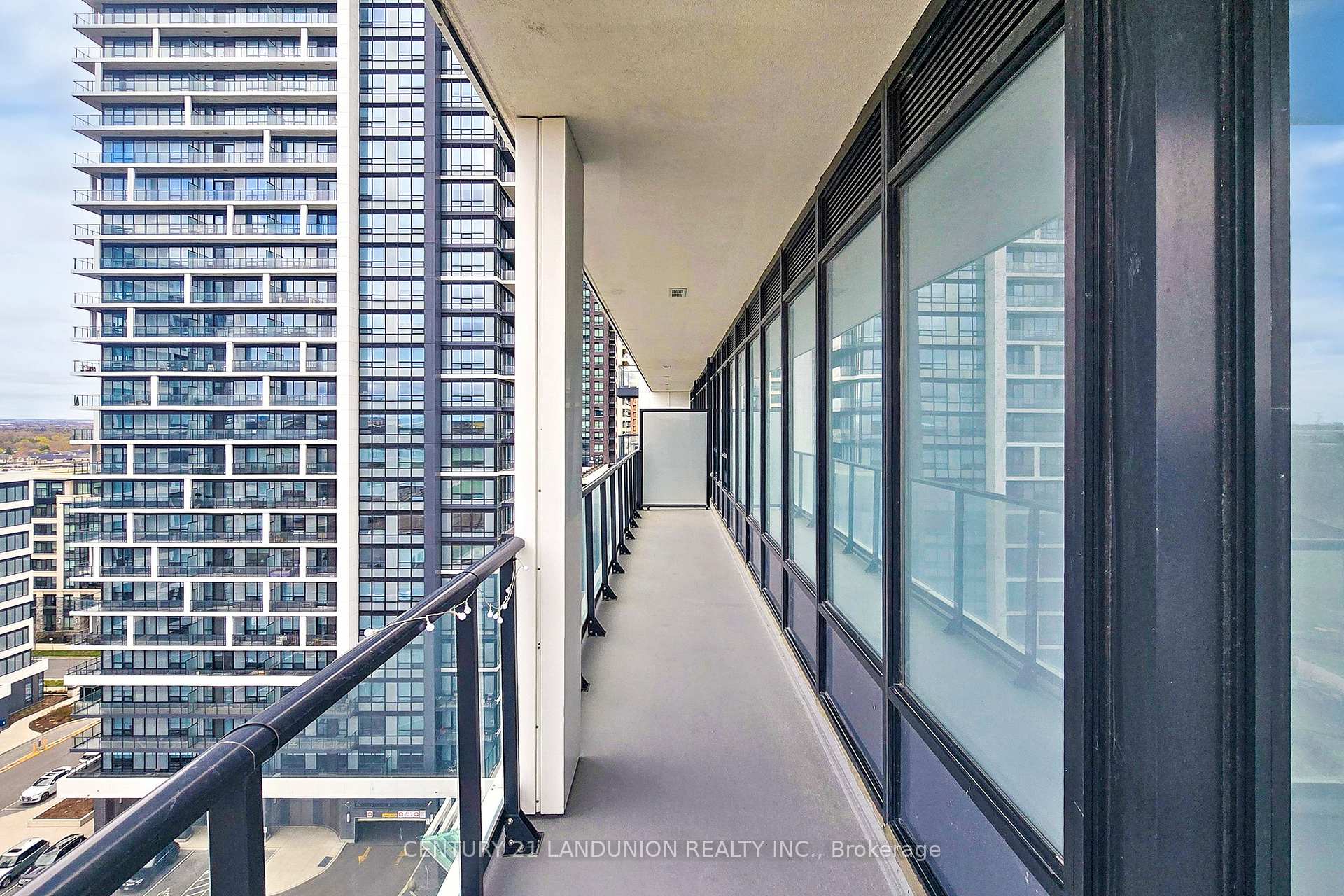 Photo 29 of Unit 1507, 8 Water Walk Drive, Markham, Unionville — HOMEH