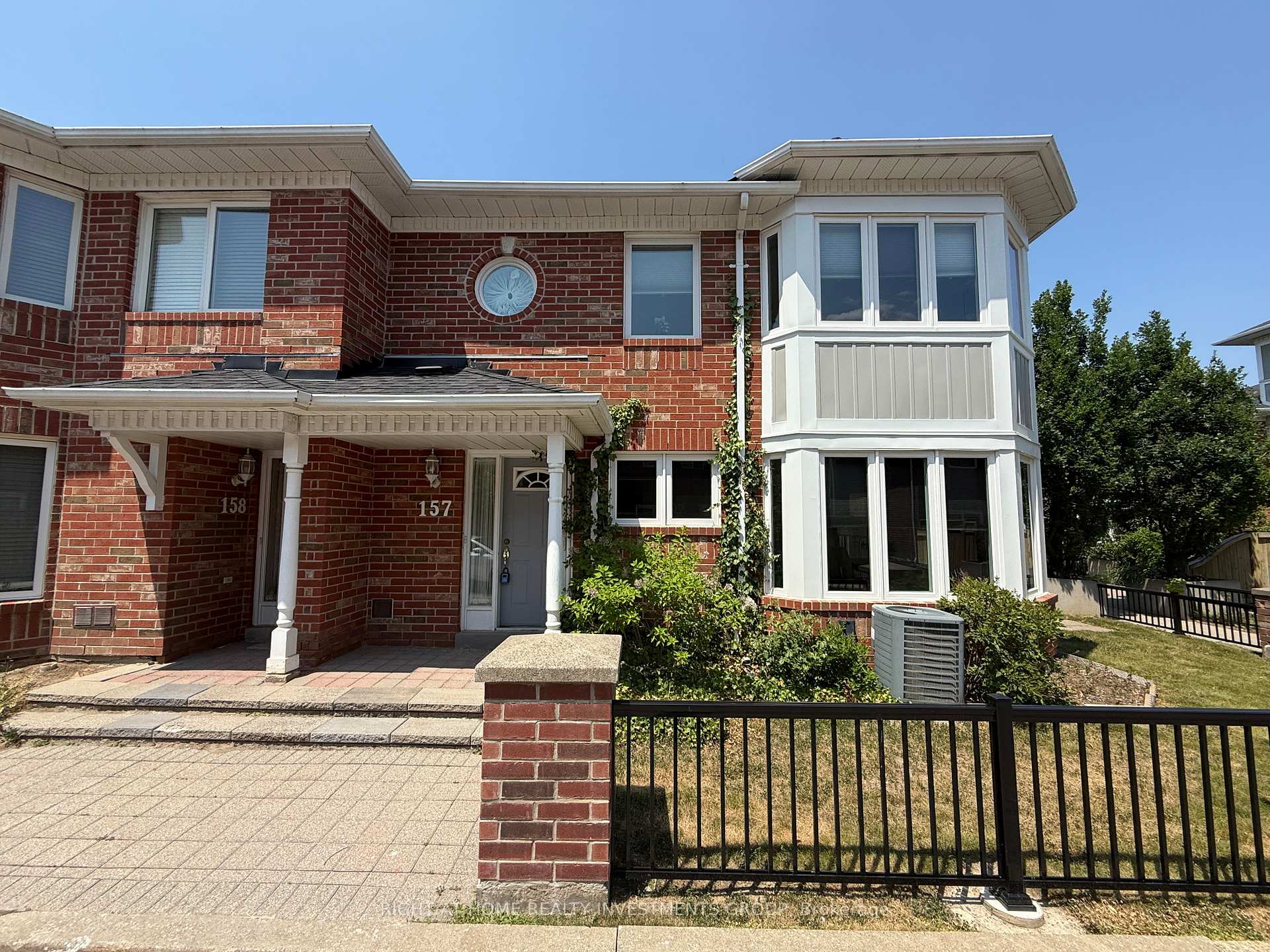 Photo 1 of Unit 157, 18 Clark Avenue W, Vaughan, Crestwood-Springfarm-Yorkhill — HOMEH