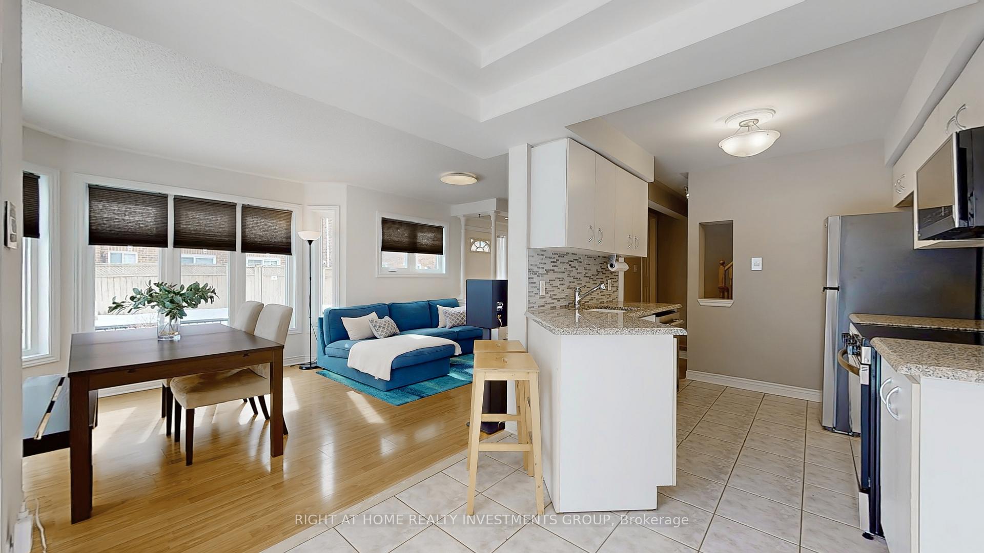 Photo 9 of Unit 157, 18 Clark Avenue W, Vaughan, Crestwood-Springfarm-Yorkhill — HOMEH
