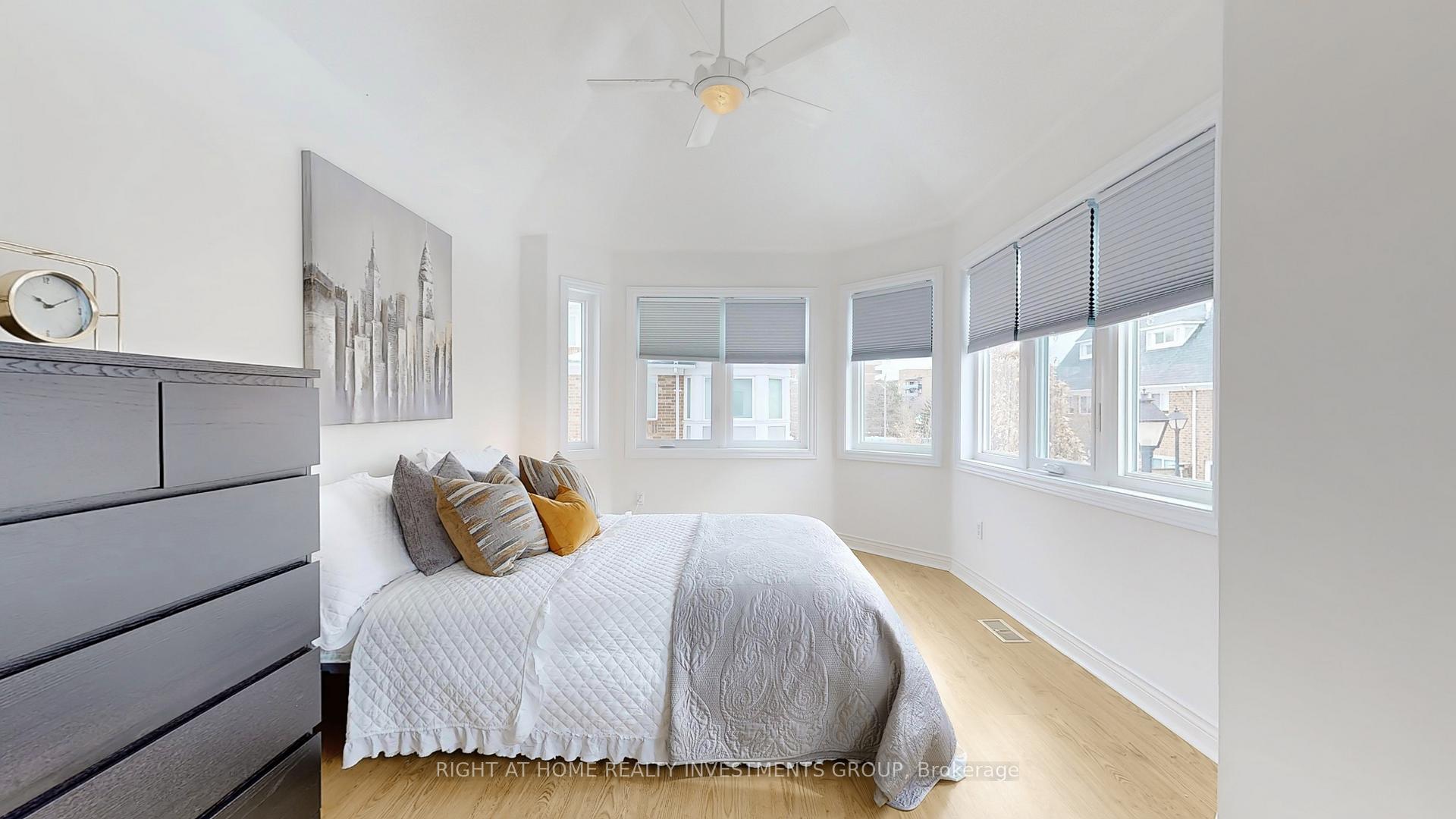 Photo 14 of Unit 157, 18 Clark Avenue W, Vaughan, Crestwood-Springfarm-Yorkhill — HOMEH