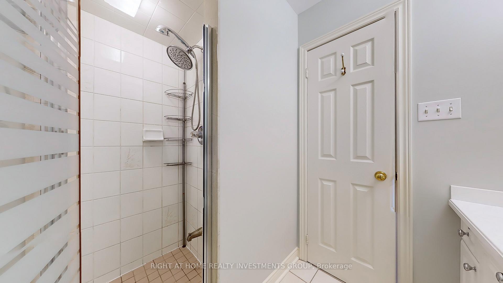 Photo 20 of Unit 157, 18 Clark Avenue W, Vaughan, Crestwood-Springfarm-Yorkhill — HOMEH