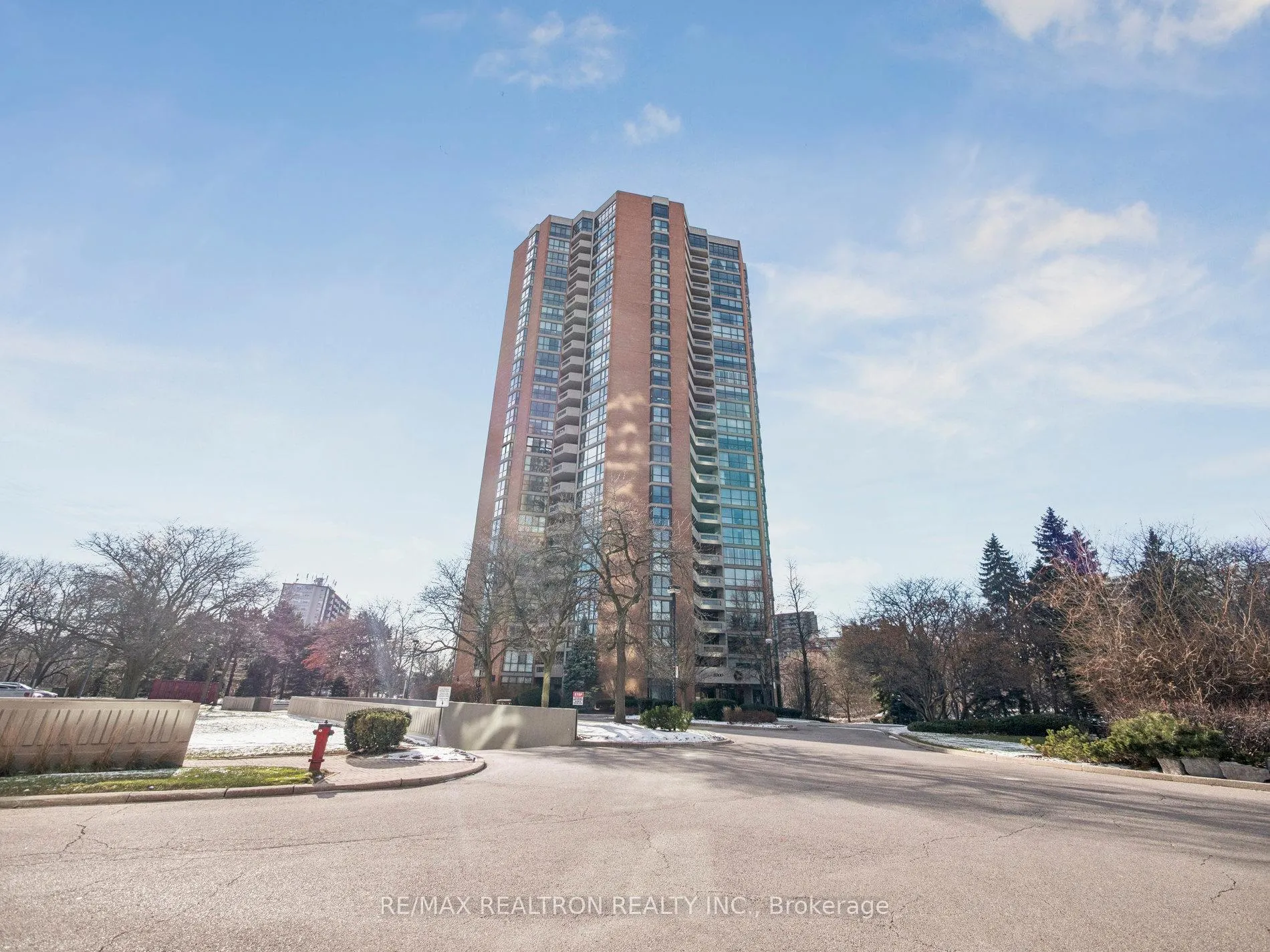 Photo 1 of Unit 710, 2000 Islington Avenue, Etobicoke, Kingsview Village-The Westway — HOMEH