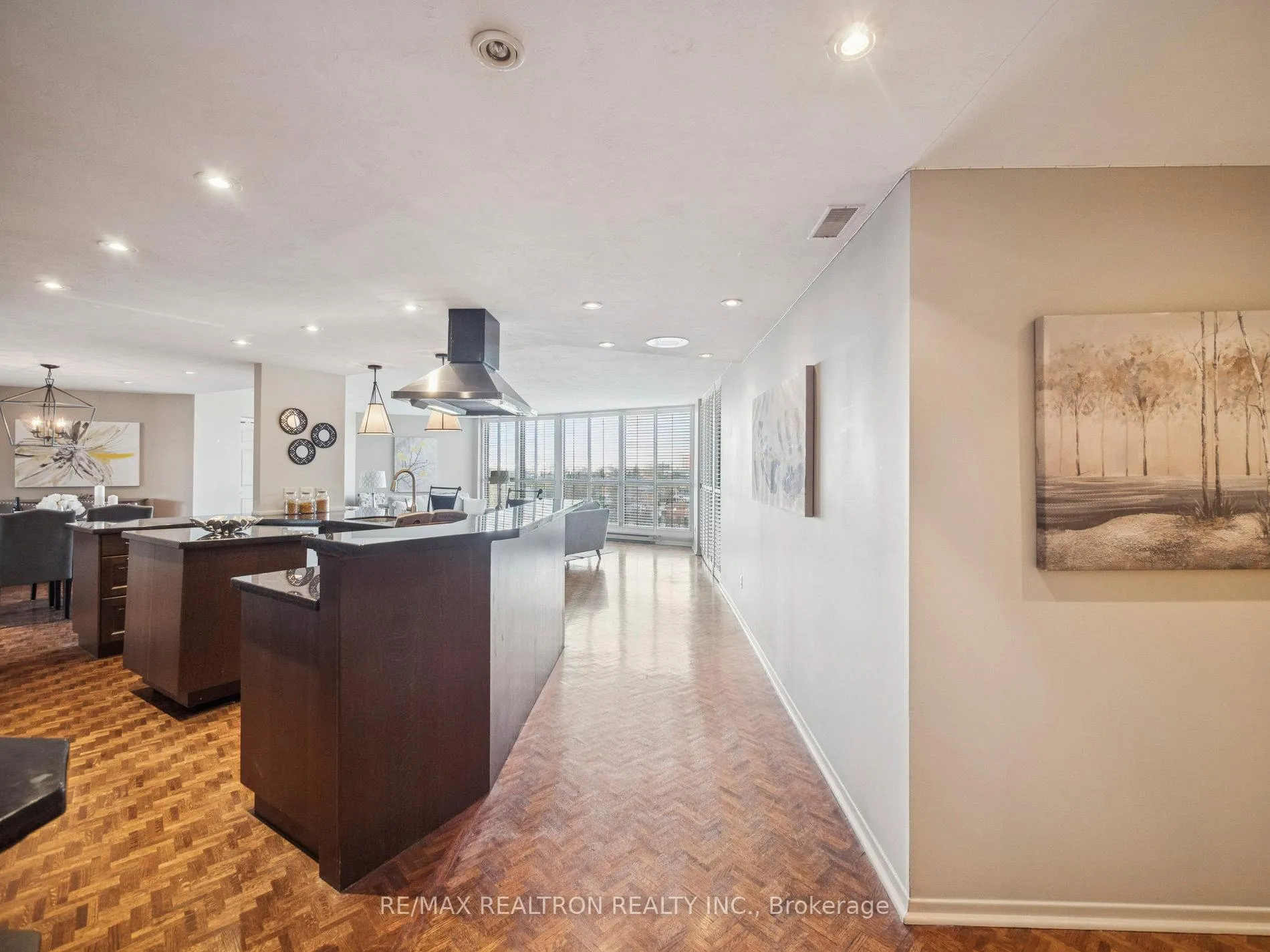 Photo 5 of Unit 710, 2000 Islington Avenue, Etobicoke, Kingsview Village-The Westway — HOMEH