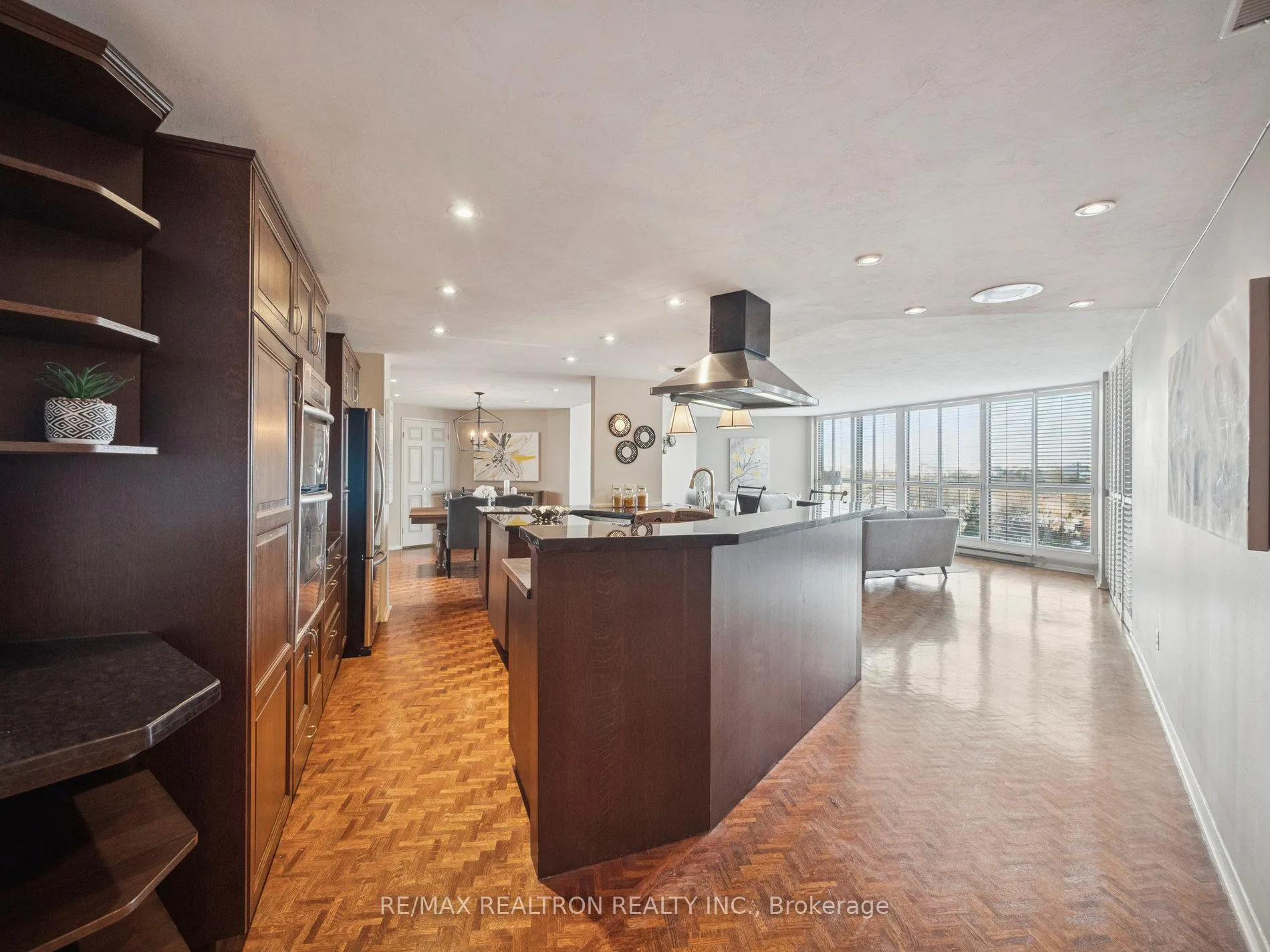 Photo 6 of Unit 710, 2000 Islington Avenue, Etobicoke, Kingsview Village-The Westway — HOMEH