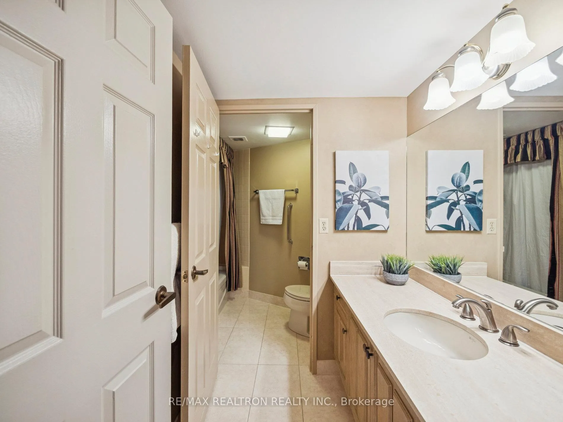 Photo 29 of Unit 710, 2000 Islington Avenue, Etobicoke, Kingsview Village-The Westway — HOMEH