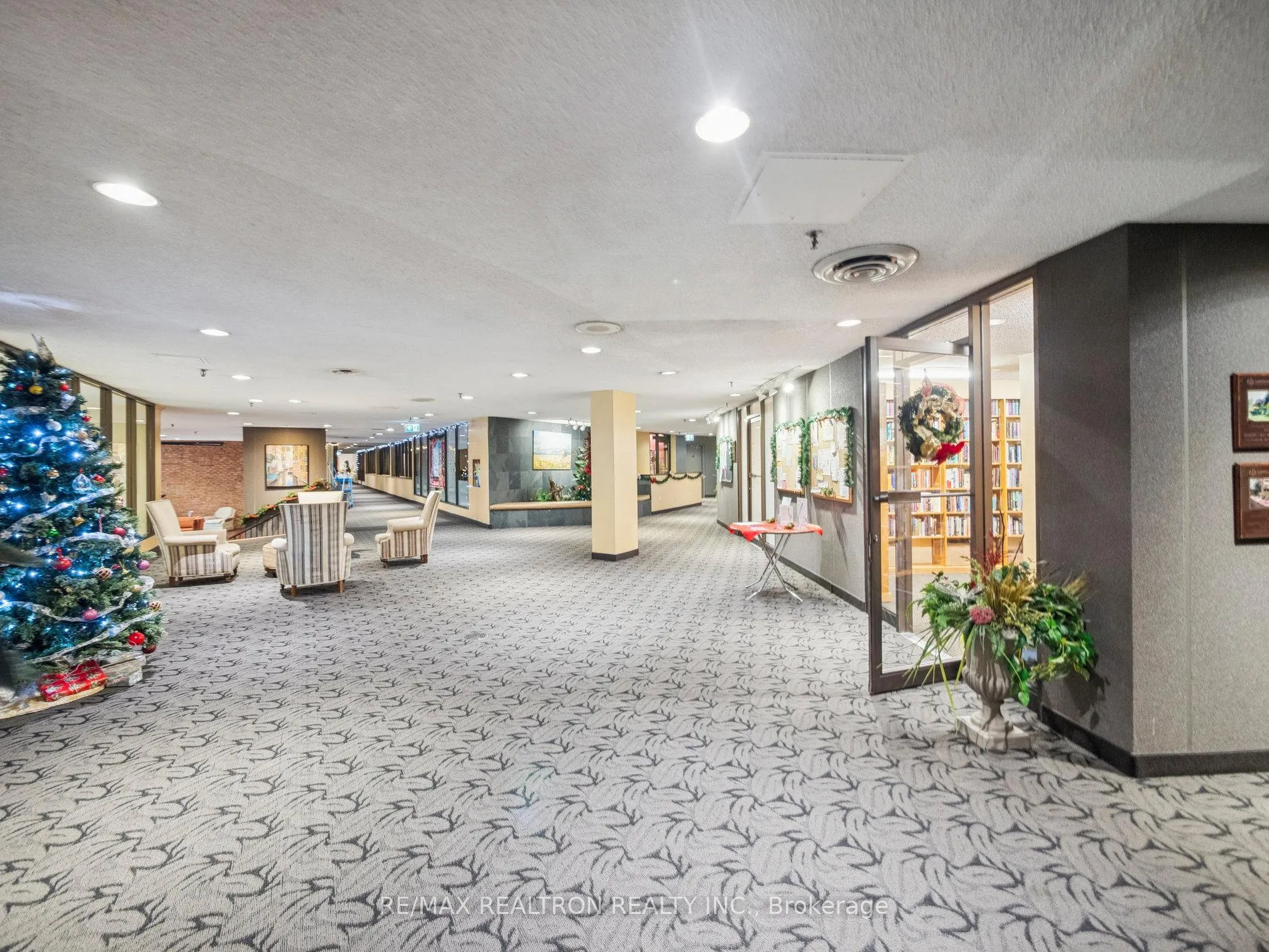 Photo 36 of Unit 710, 2000 Islington Avenue, Etobicoke, Kingsview Village-The Westway — HOMEH