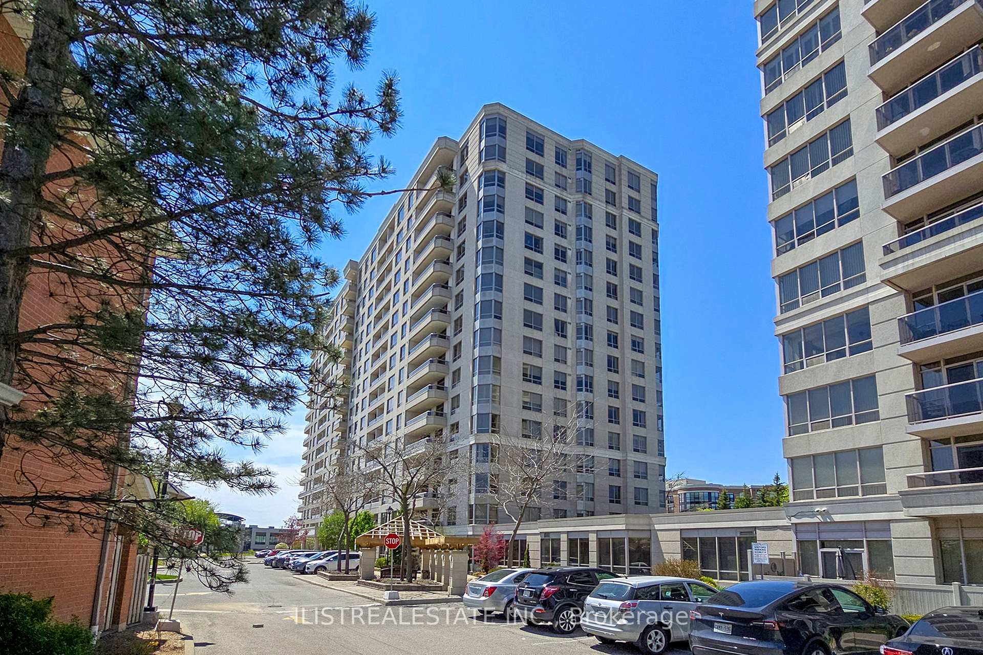 Photo 2 of Unit 1216, 1000 The Esplanade N, Pickering, Town Centre — HOMEH