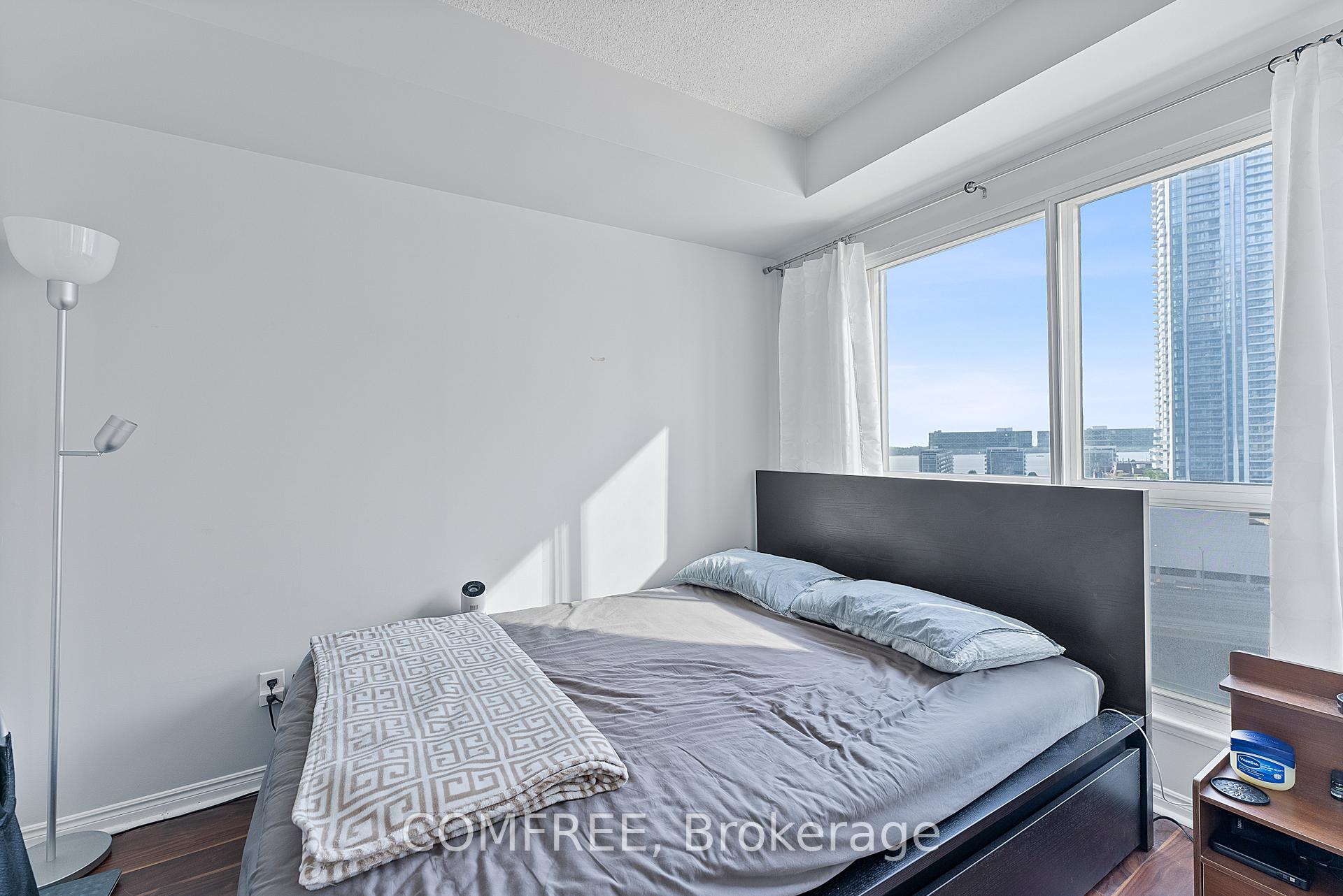 Photo 7 of Unit 1519, 25 The Esplanade, Toronto, Waterfront Communities — HOMEH
