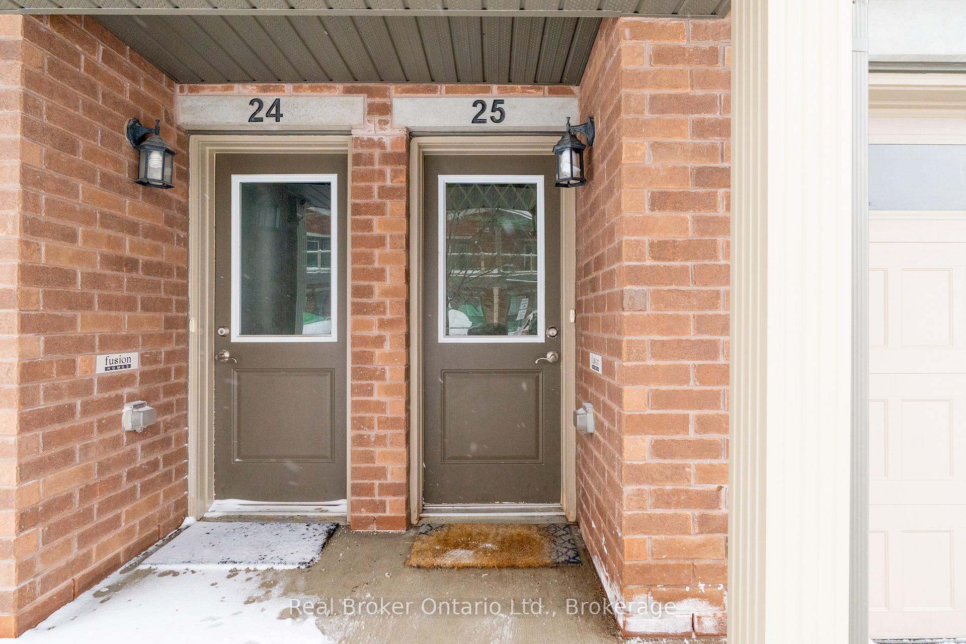 Photo 2 of Unit 25, 39 Kay Crescent, Guelph, Pineridge/Westminster Woods — HOMEH