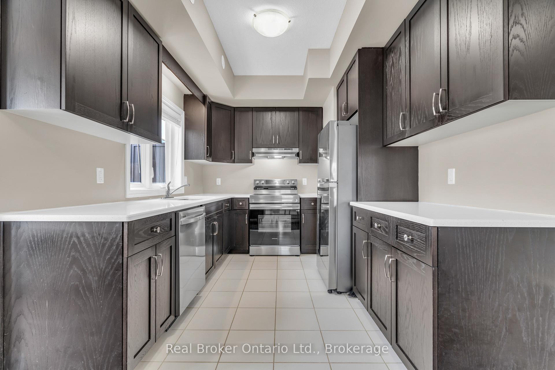 Photo 4 of Unit 25, 39 Kay Crescent, Guelph, Pineridge/Westminster Woods — HOMEH