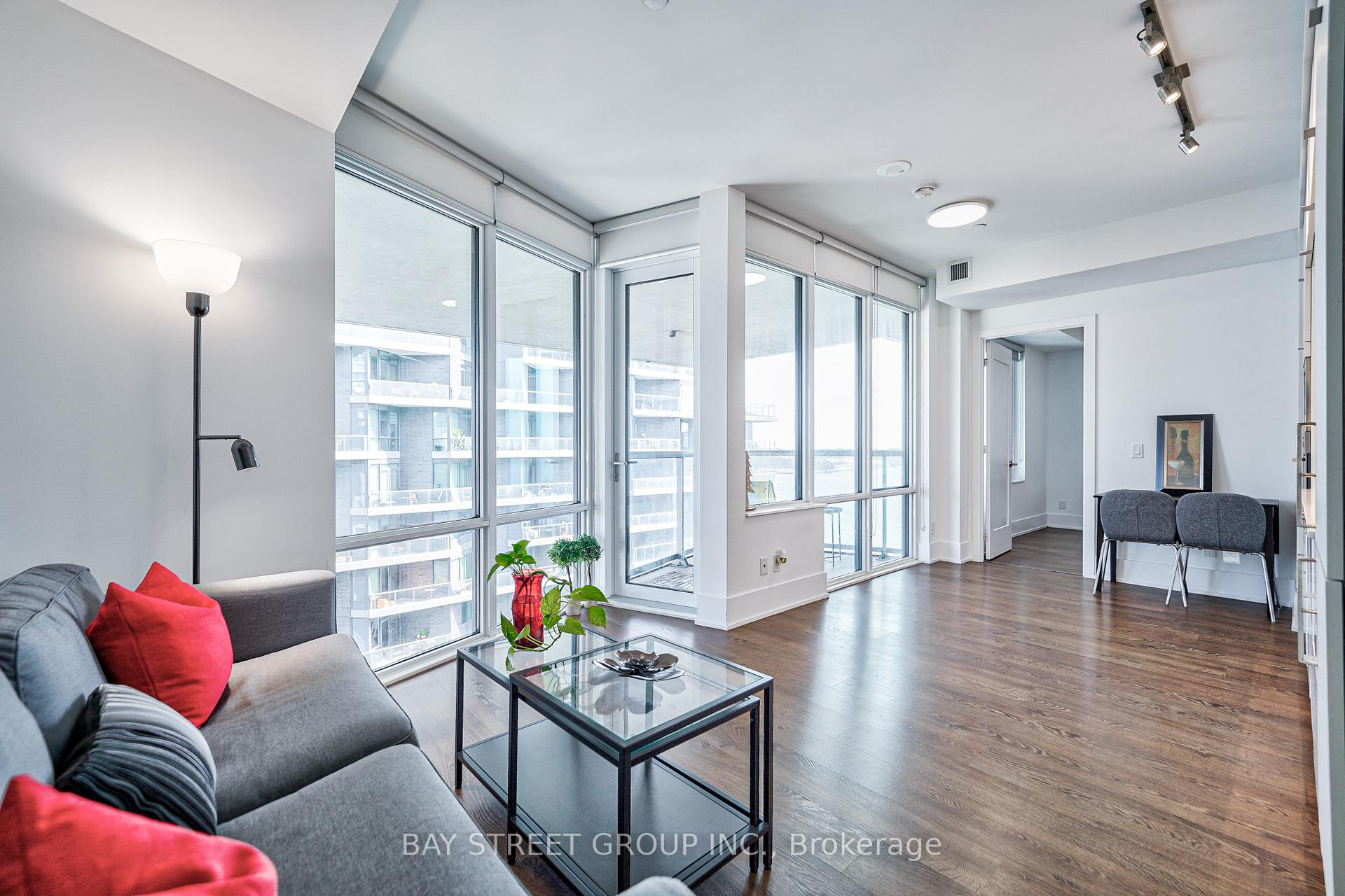 Photo 4 of Unit 1012, 15 Merchants' Wharf, Toronto, Waterfront Communities — HOMEH