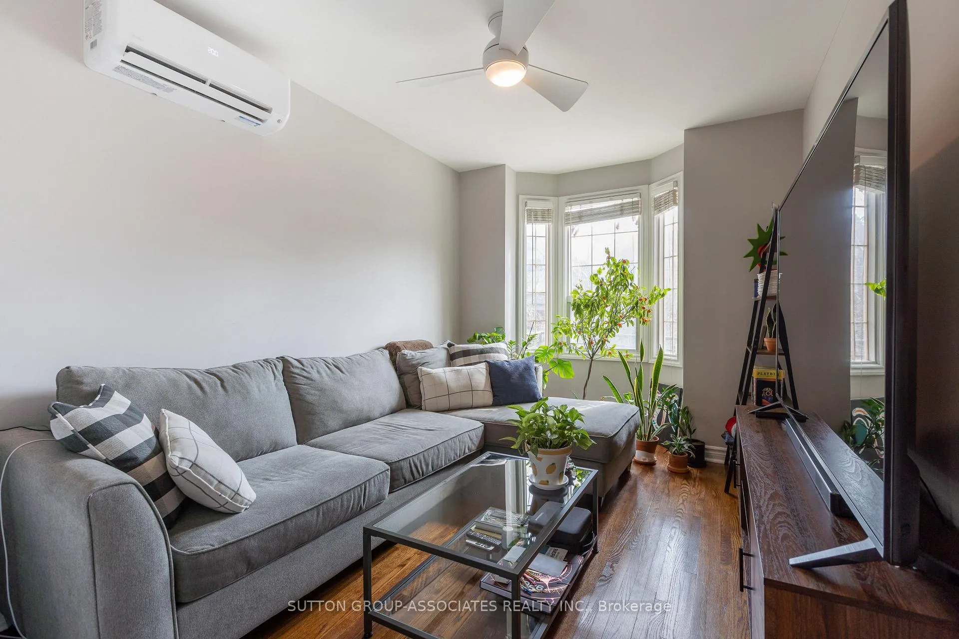 Photo 4 of Unit 1, 26 Alcina Avenue, Toronto, Wychwood — HOMEH