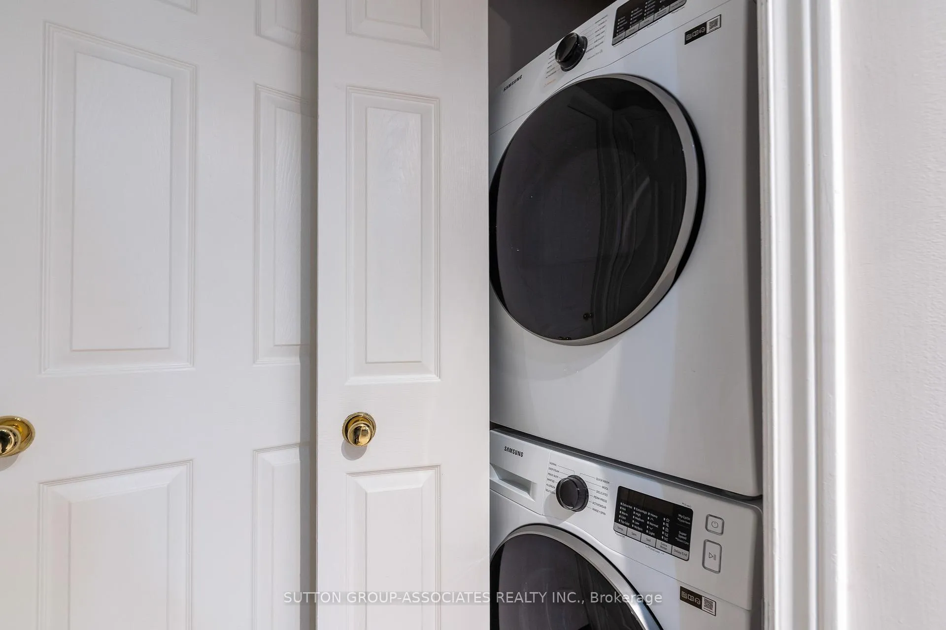 Photo 17 of Unit 1, 26 Alcina Avenue, Toronto, Wychwood — HOMEH