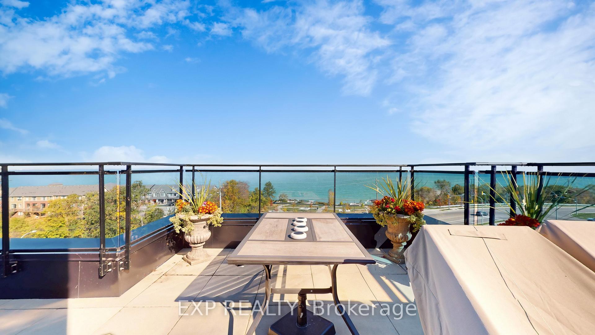 Photo 2 of Unit 640, 16 Concord Place, Grimsby, Grimsby Beach — HOMEH