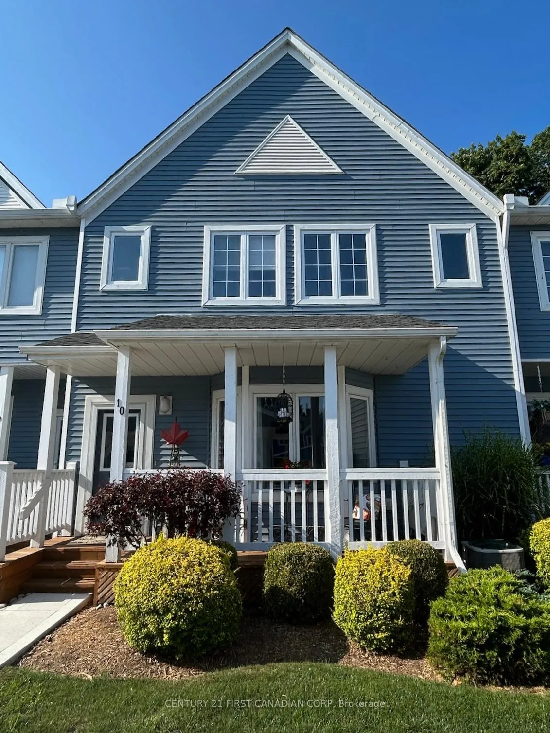 Front of Unit 10, 374 Front Street