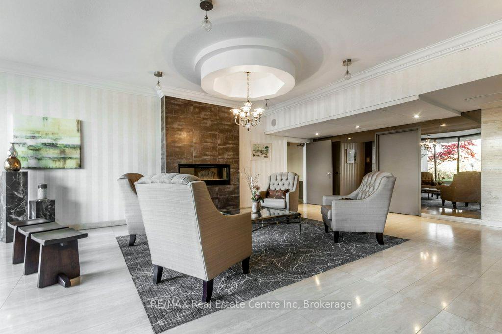 Photo 5 of Unit 101, 23 Woodlawn Road E, Guelph, Riverside Park — HOMEH