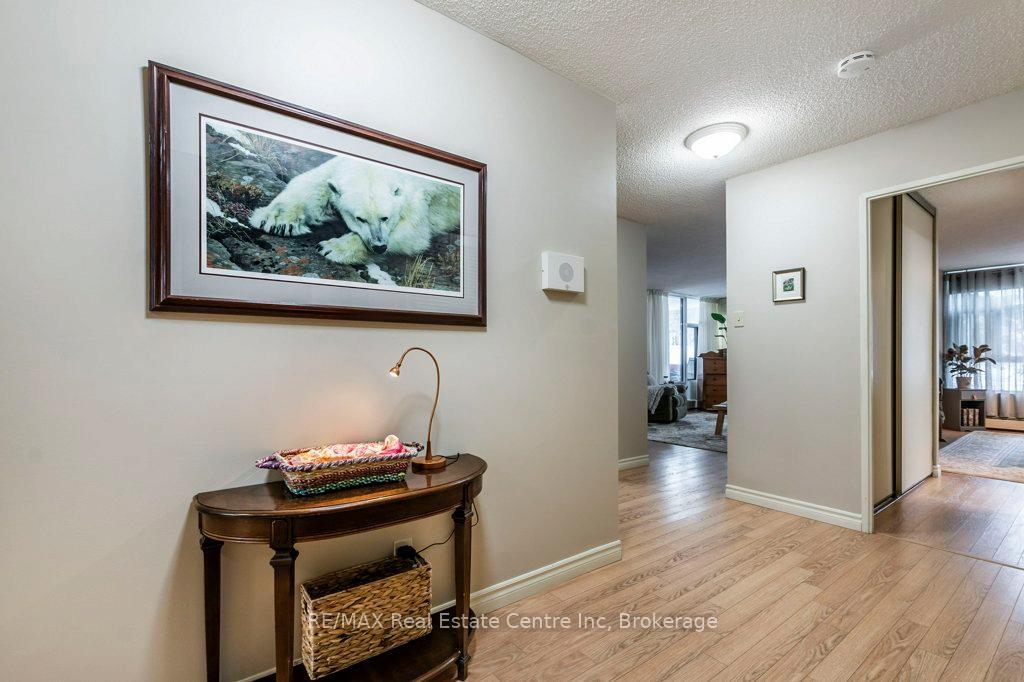 Photo 8 of Unit 101, 23 Woodlawn Road E, Guelph, Riverside Park — HOMEH
