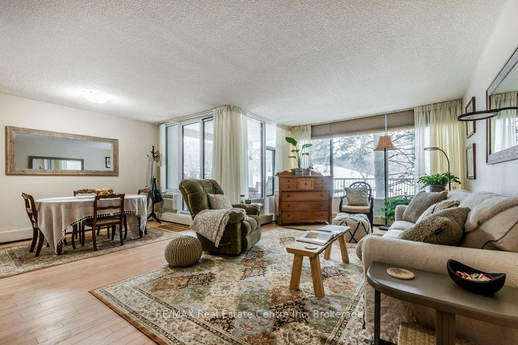 Photo 9 of Unit 101, 23 Woodlawn Road E, Guelph, Riverside Park — HOMEH