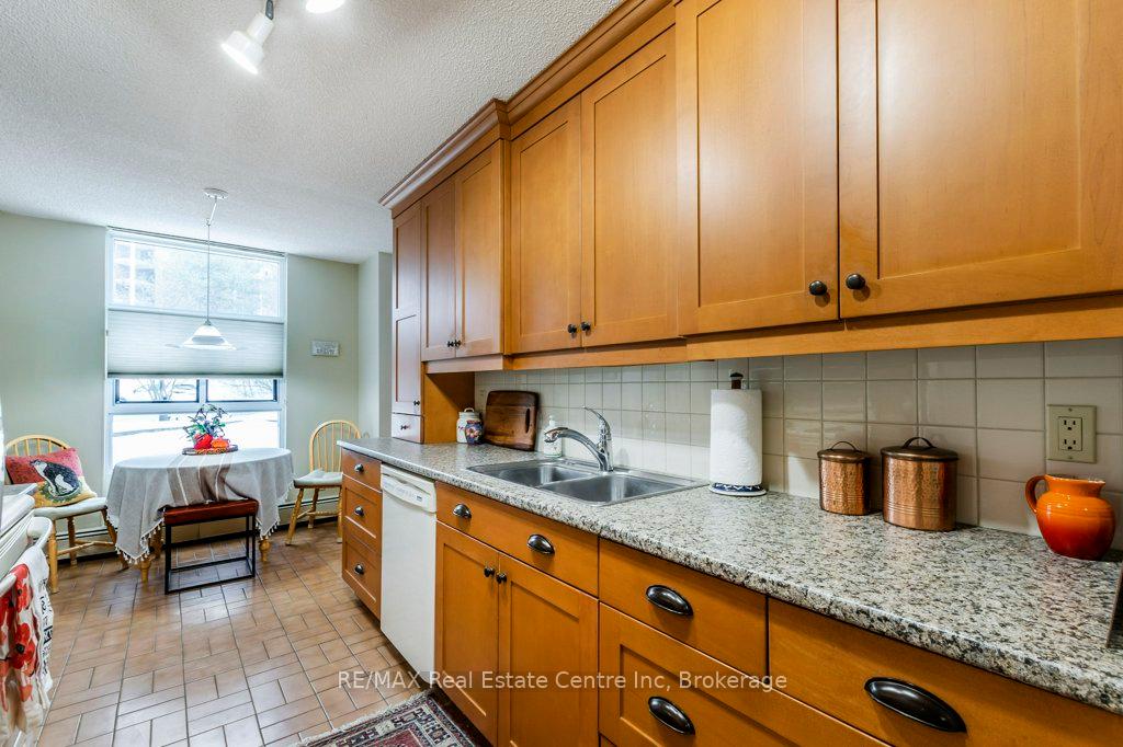 Photo 15 of Unit 101, 23 Woodlawn Road E, Guelph, Riverside Park — HOMEH