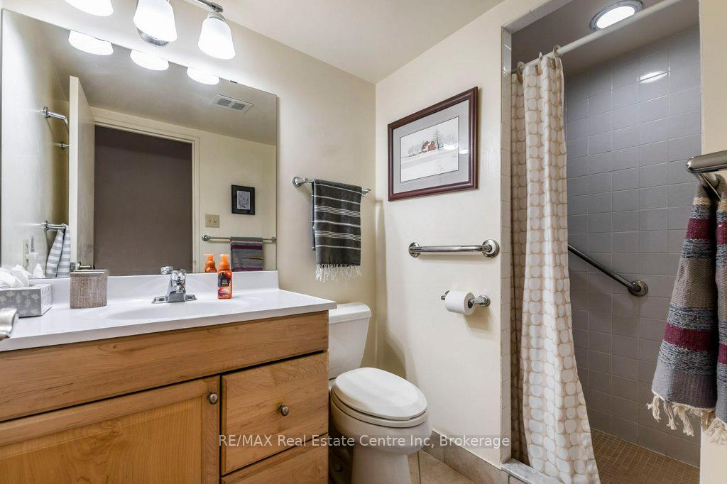 Photo 26 of Unit 101, 23 Woodlawn Road E, Guelph, Riverside Park — HOMEH