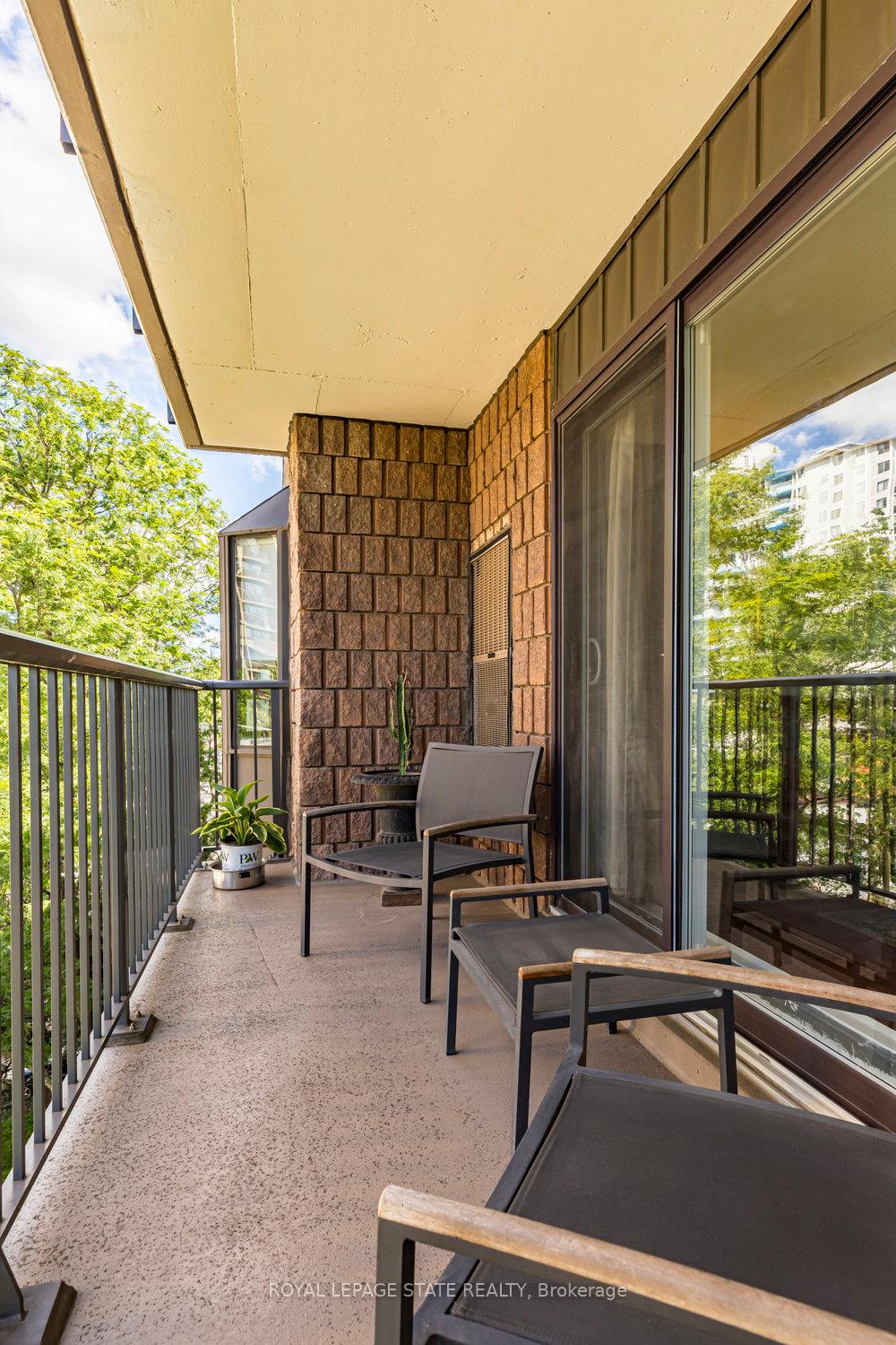 Photo 5 of Unit 603, 165 Bold Street, Hamilton, Durand — HOMEH